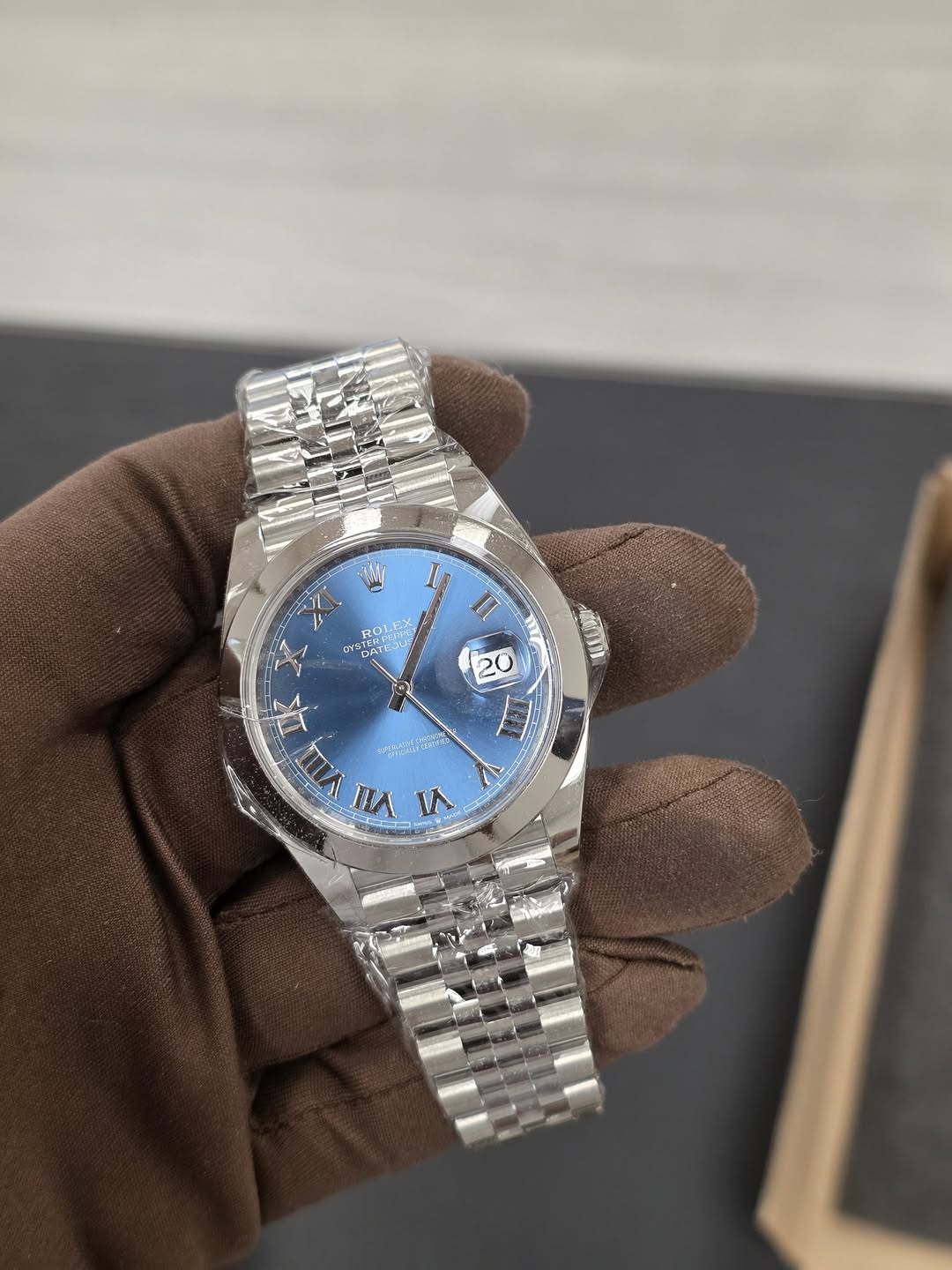 No photo description available.