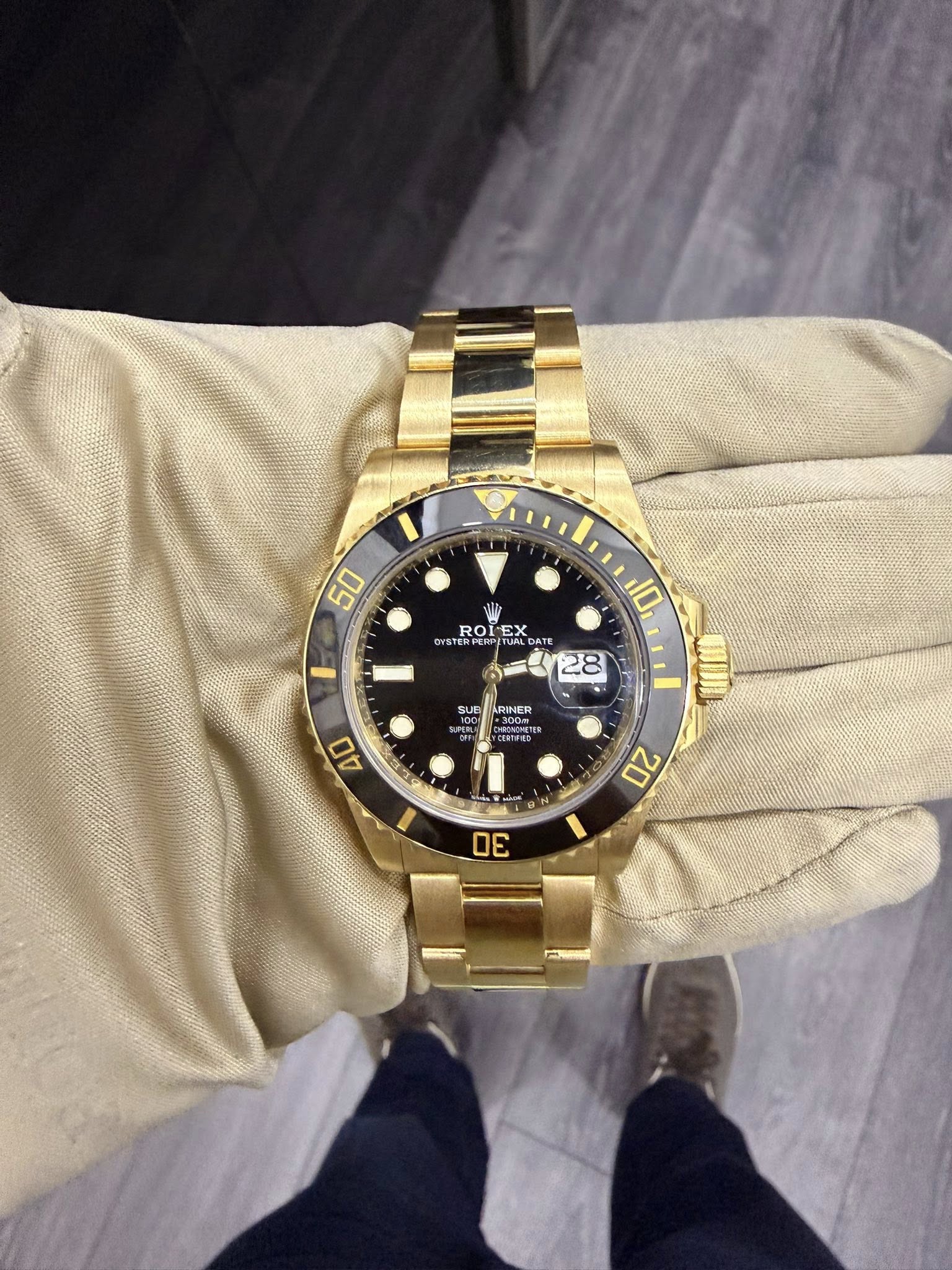 Puede ser una imagen de reloj de pulsera y texto que dice "50 ROL ROLE EX EX ROI OYSTE RPERP DA ATE 28 10 SUE 커요. M 300m RINER YRONONET TR 40 ט0 30"