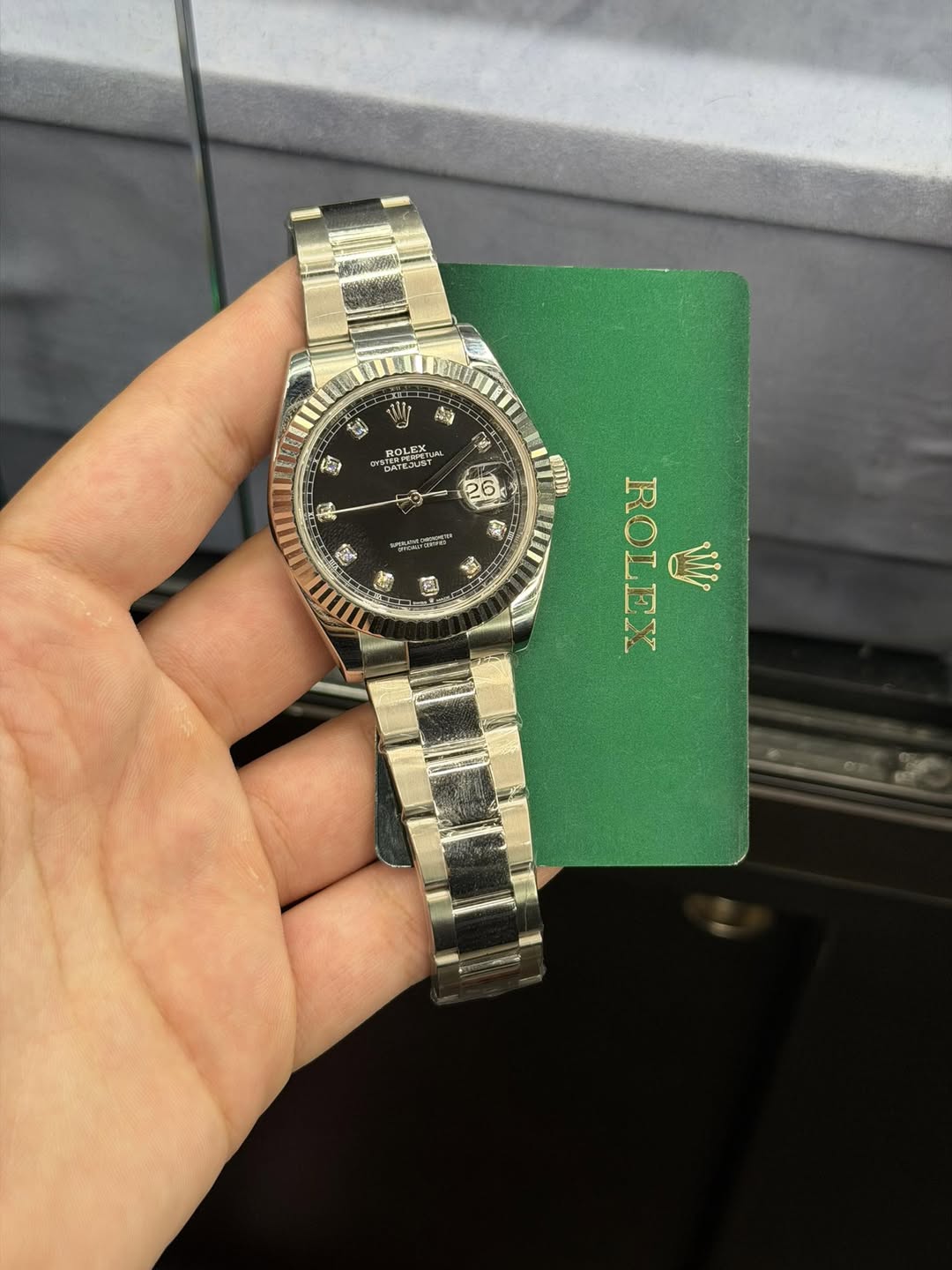 No photo description available.