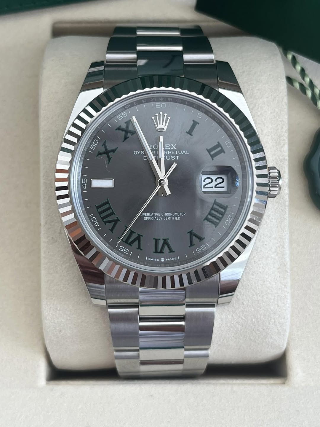 May be an image of wrist watch and text that says '55 60 W 50 0 OYS D 5 I n 10 EX RPETUAL DUST 45 बक 40° PERLATIVE CHRONGHETE TER FFICIALLY EATIFIE CERTIF FIED LTLENE FIED 22 I ni…