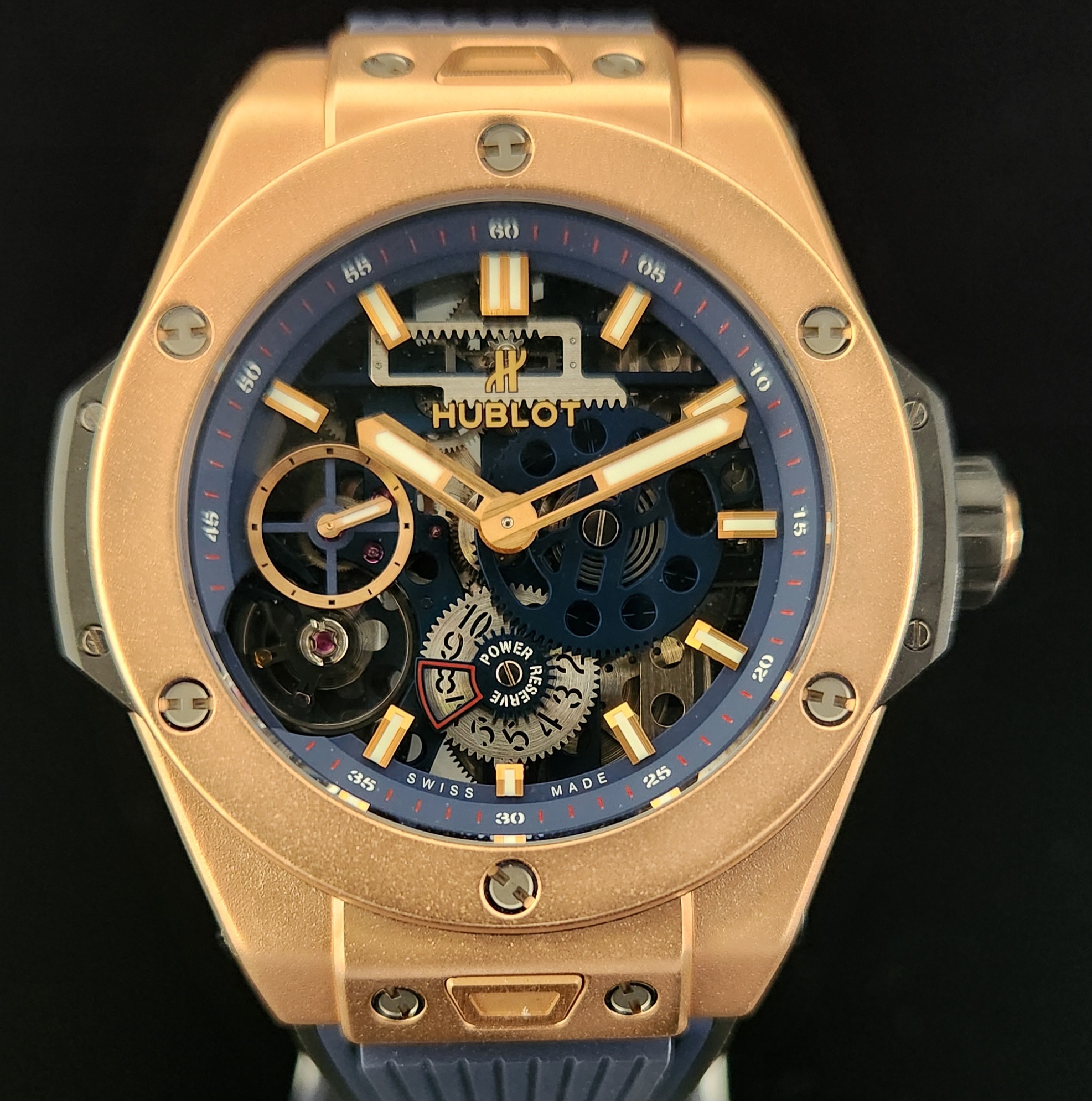 May be an image of wrist watch and text that says 'B0 お約 05 O 60 mAи ட 10 HUBLOT" 45 S 2 15 E DOWER 5 Q รัศษ3 20 335 WIS MADE MA 30 225'