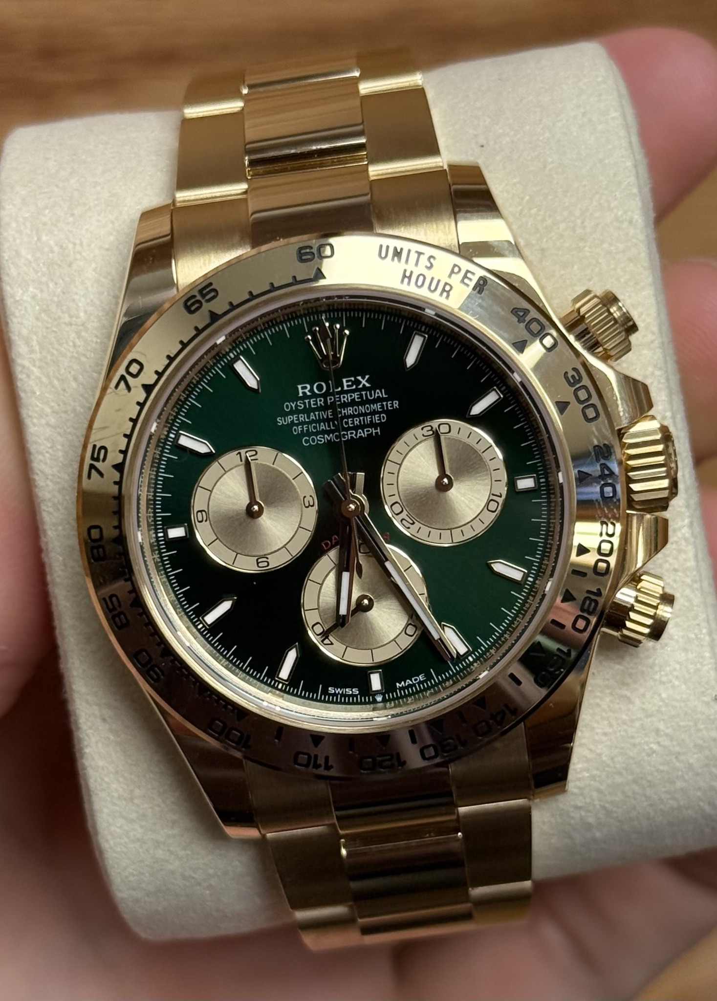 No photo description available.