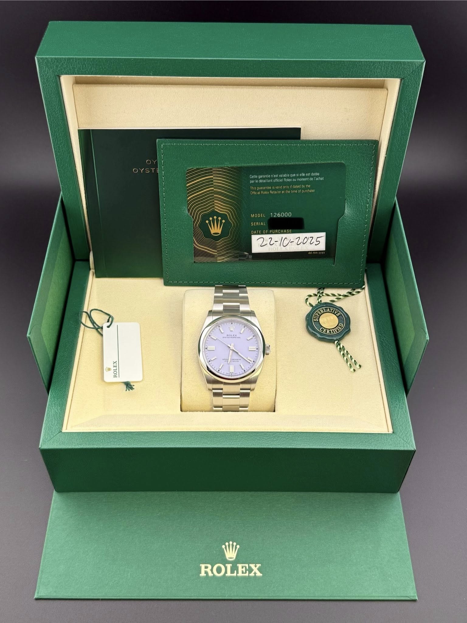 May be an image of wrist watch and text that says ' عس "품 XHIÔM 10 ROLEX'