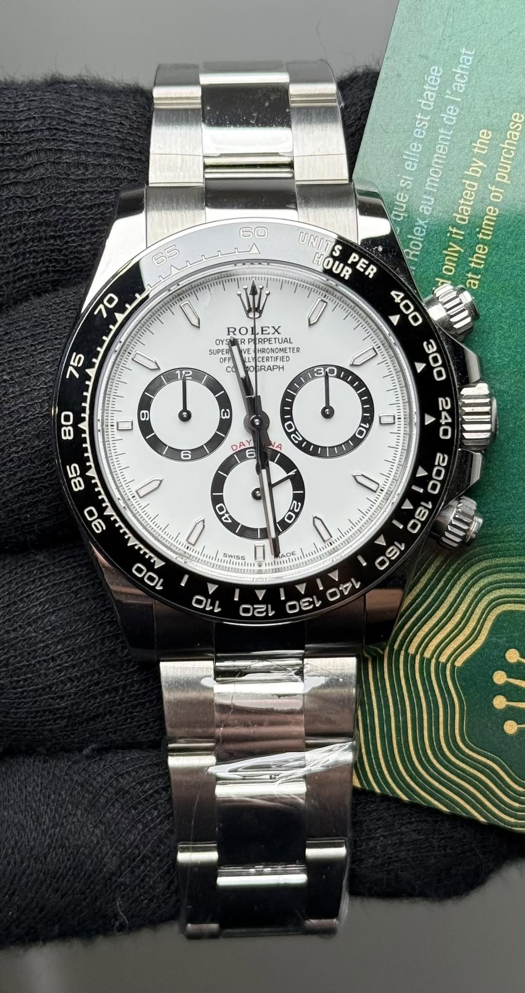 No photo description available.