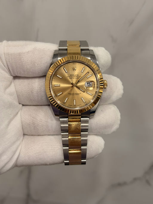 May be an image of wrist watch and text that says 'I ROLE ROLEX DATEJUST TERPERPS TESUS 5า 5 แบว A -'