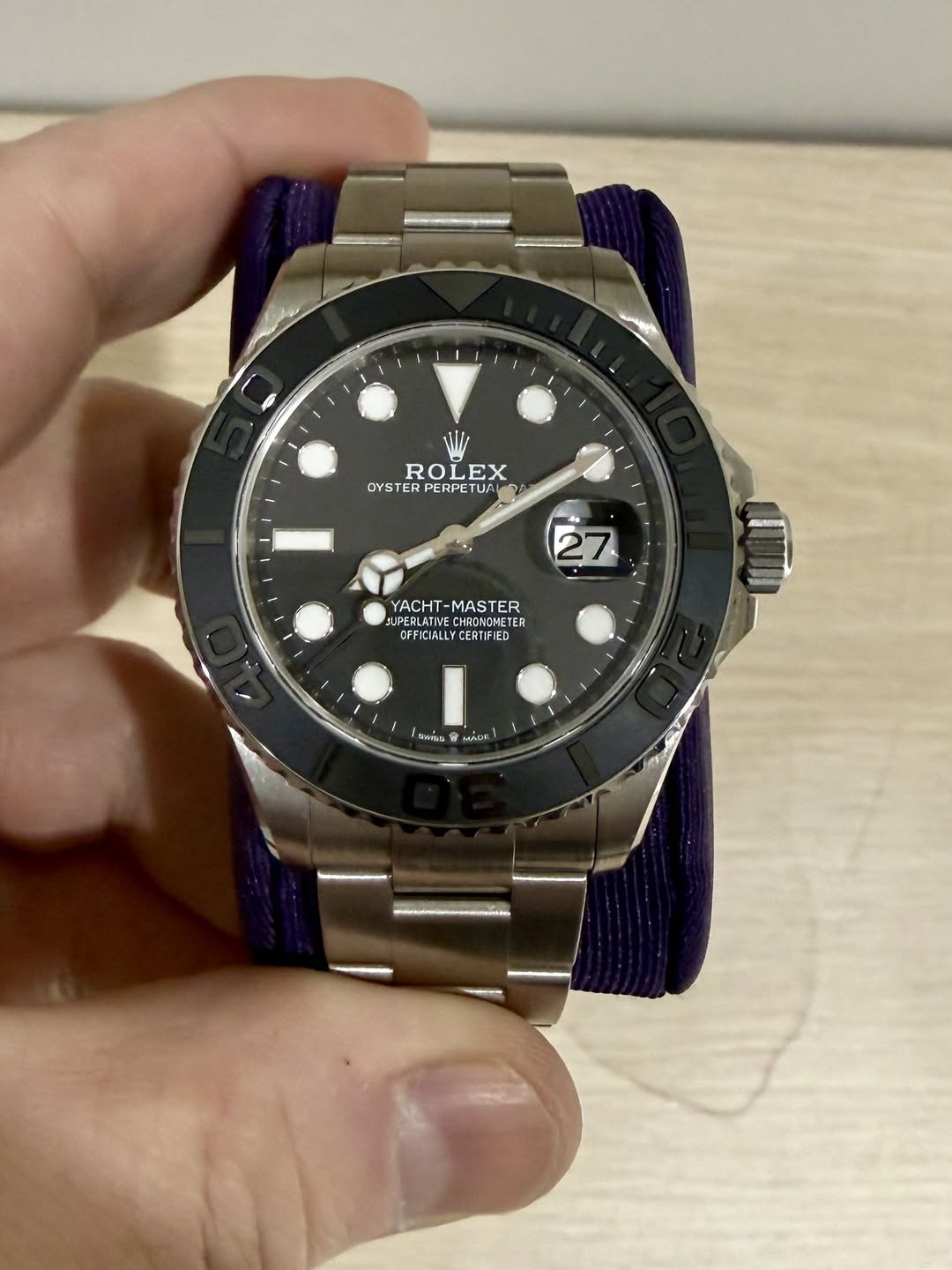 May be an image of digital watch and text that says 'NilTs ROLEX OYST OYSTERPERPETUALO TER OYSTERPERPETL R PERPETUAL 27 7 YACHT-MASTER YACHT ACHT-MASTER -MASTER IPERLATIV CHRONOHE…
