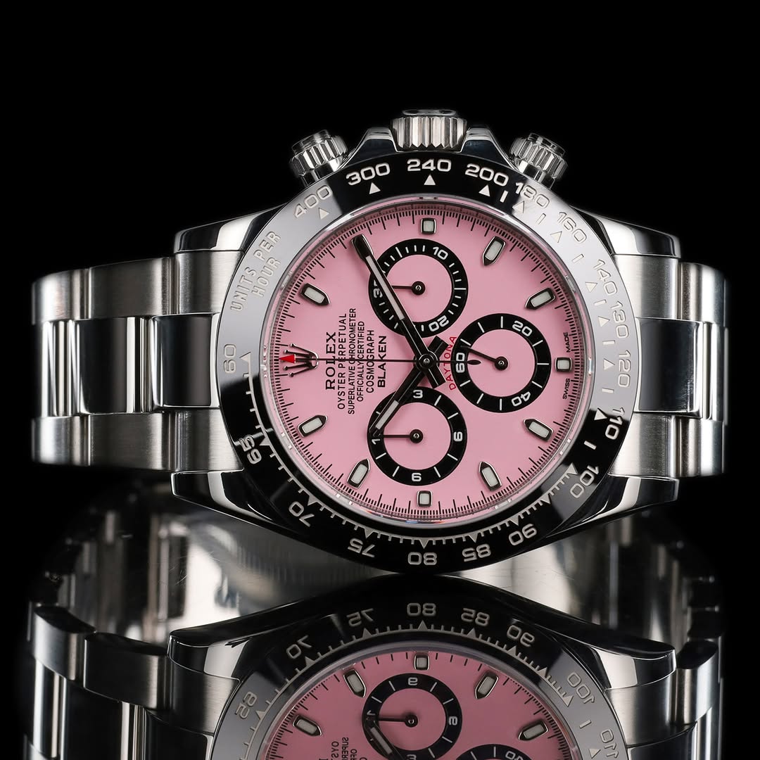 May be an image of wrist watch and text that says '240 A A ER UNITSE HOUR ሚጣ RPETUETER HACHIAED CERPH KEN PRPTHAE EX RO USTETVE TERPEHRCNO HALLVERAPH OFFOSNO BLA YSTETVE ODERLA…