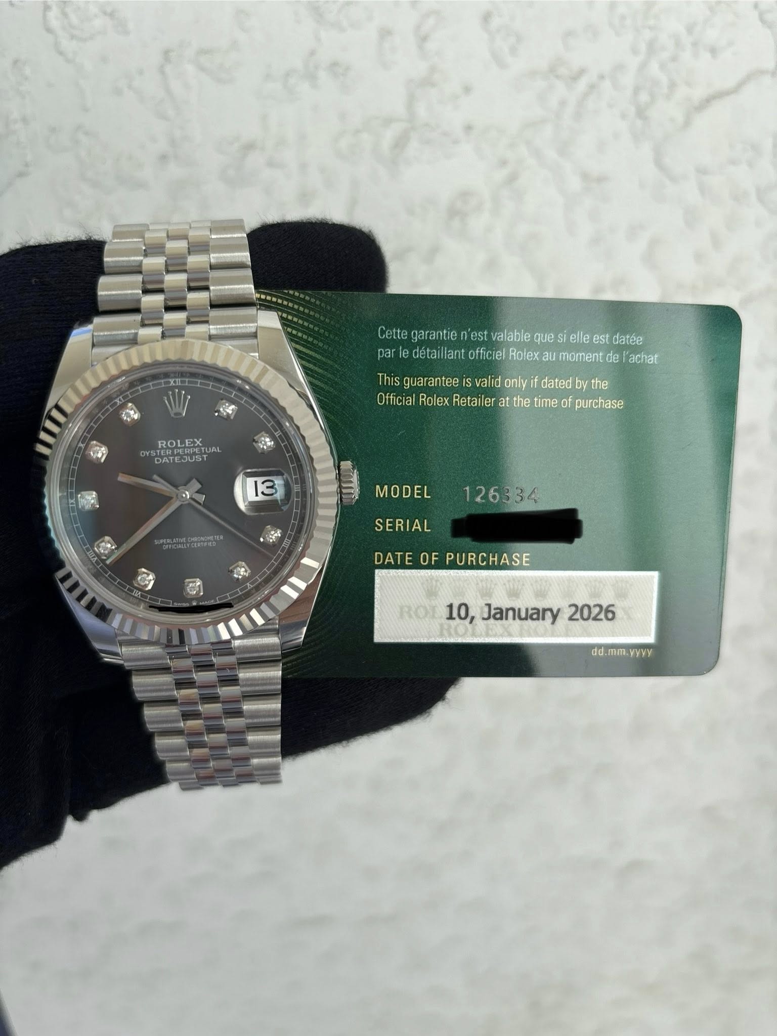 No photo description available.