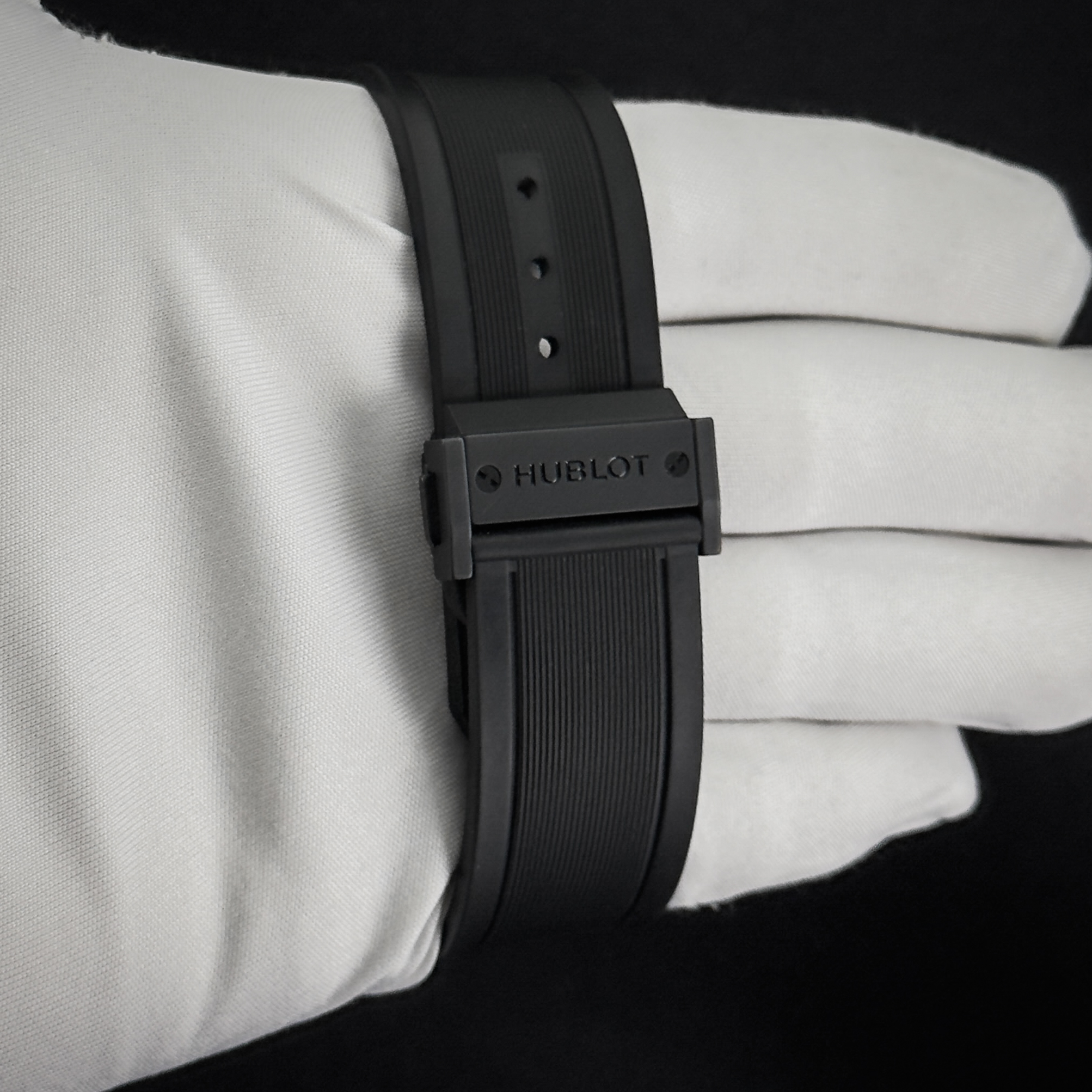 May be an image of digital watch
