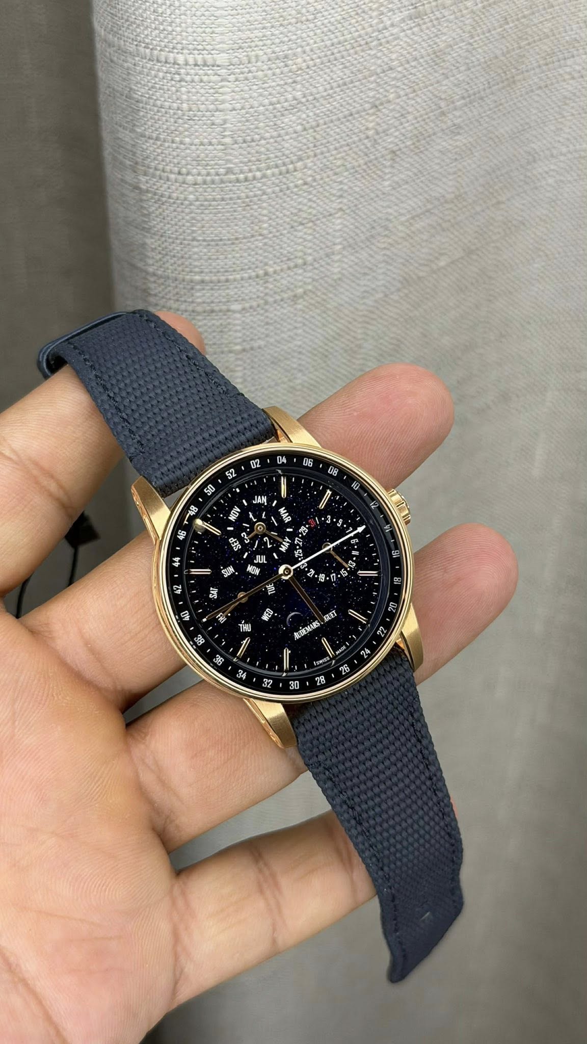 No photo description available.