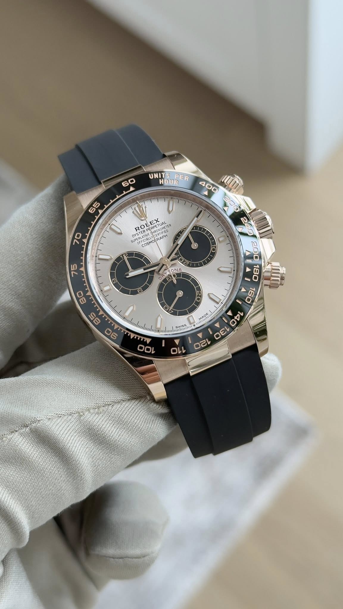 May be an image of wrist watch and text that says '60 UNIT PER HOUR UNIT-PER ER 400 U0 70 65 0' OTATERP Rpeжиe ROLEX PERFETURL mo aPy 2 ® 75 APNA RNA 80 85 OS 0 0٥ in 160 路 함로 NHNS…
