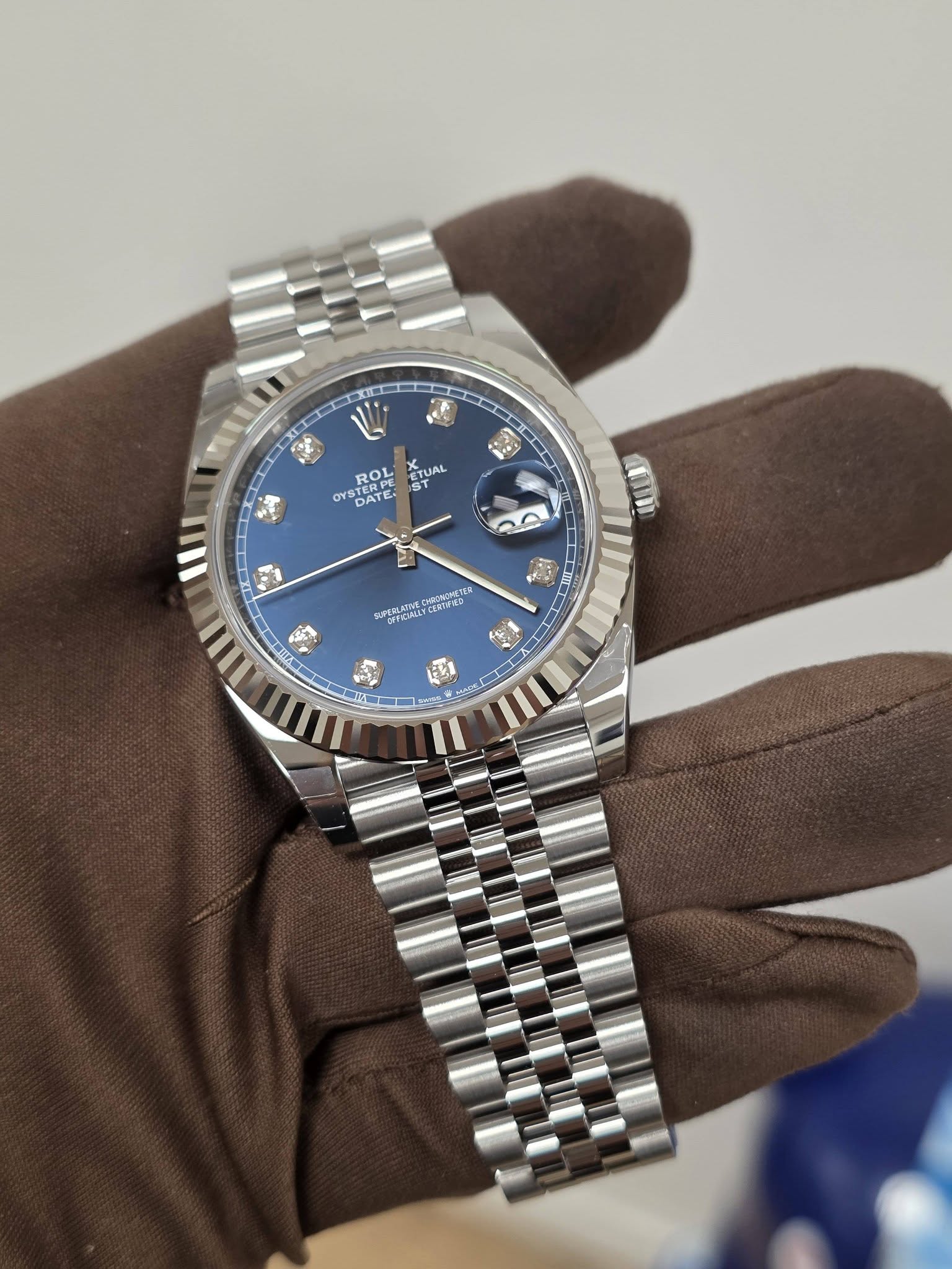May be an image of wrist watch and text that says 'ETUAL LI جو ج OYS YSTERPE ROL TERPE DATE OYSTE DATE STSRP OATE ت MA ج 2 粉 T'