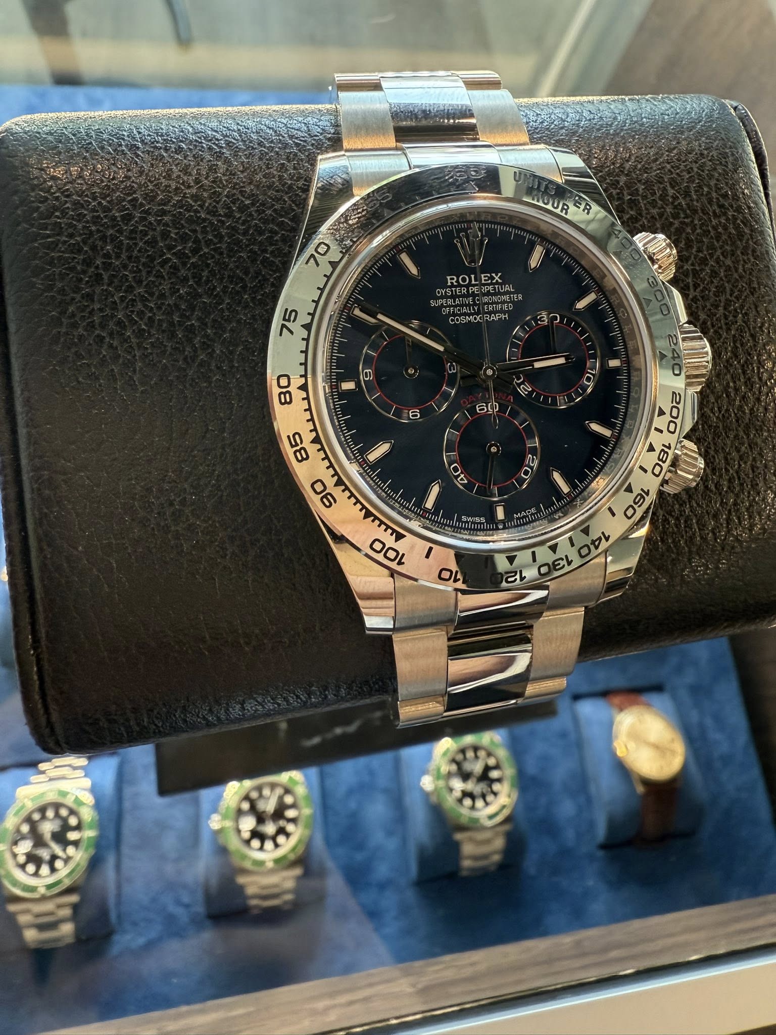 May be an image of wrist watch and text that says 'NOUR R 70 I ROL ROLEX EX B5 85 90 I 0V o 으로 ١ BO ที 160 14 6 O O 100 10 လ0'