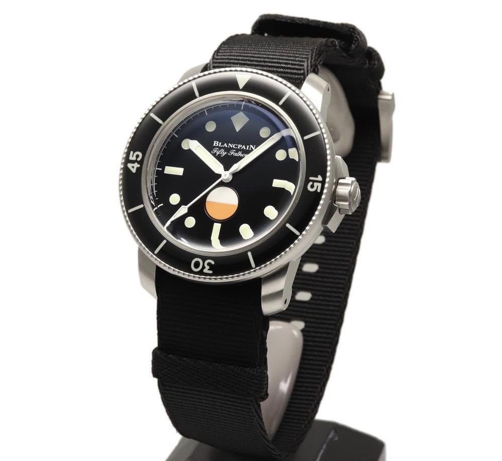 May be an image of wrist watch and text that says 'BL yol BLANGAN NC CPA PAIN BLANCPAIN Pathe 45 15 3ס'