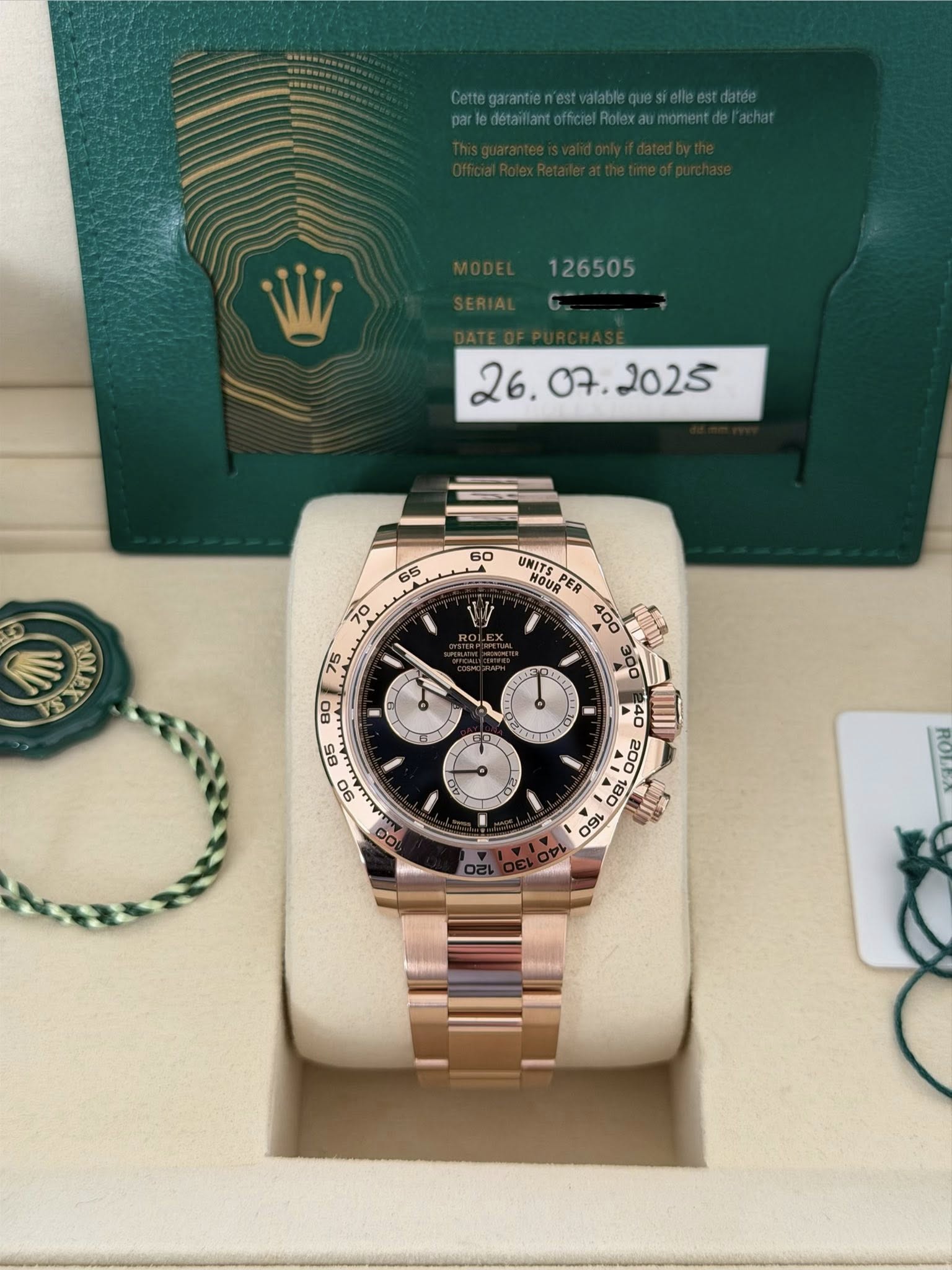 May be an image of wrist watch and text that says '126505 G W RO E SXETO 31 L 3 o 1 m UNITS HOUR NITOUR PER IM 8 180 9 e A 20'