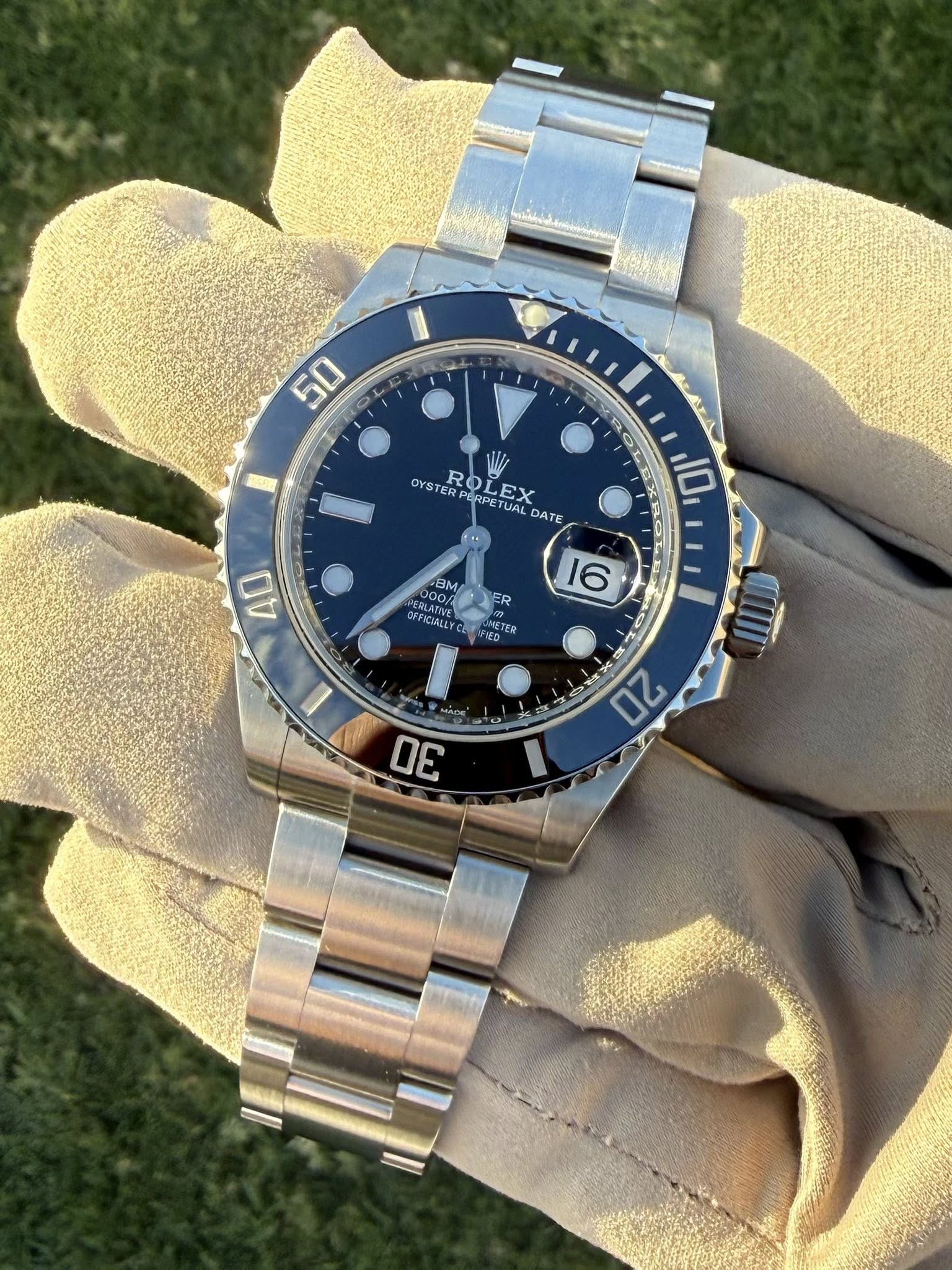 May be an image of wrist watch and text that says '50 OYS OYSTER STERPERPETUAL ROLEX OYSTERPERPEEX PERPET RPERS LEX TUa DATE 10 40 BM ERLATIVE FICIALL CALLY D ER 16 س c x P মন…