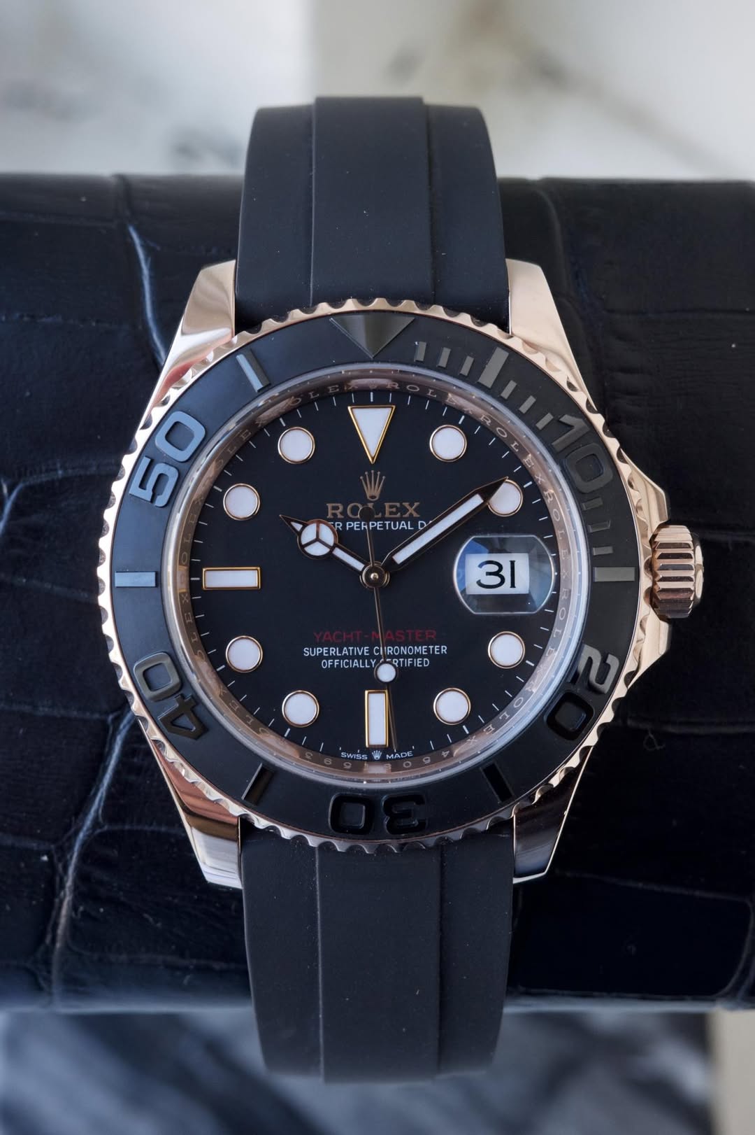 May be an image of wrist watch and text that says '50 RPERPETUAL PERP D 31 3O SUPERLATIVECLIRONOMETER SUPERLATIVE CHRONOMETER OFF FICIALLY/ -RTIF FIED 2 0 L. D O 0 SWISS W W MNDE…