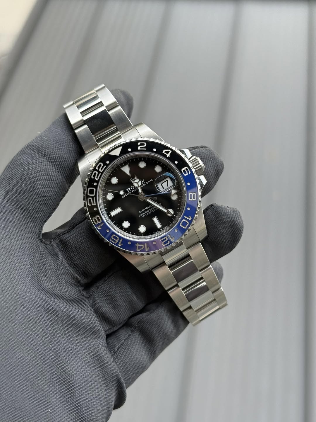 May be an image of digital watch and text that says '2 4 6 mn RO 8 I C 10 ቤኒ 14'