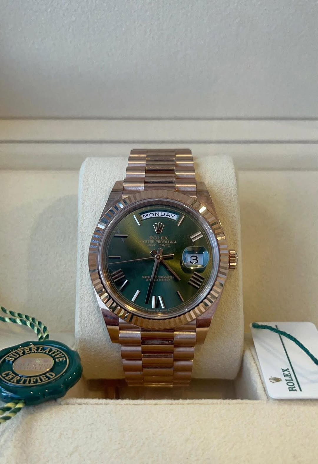 May be an image of wrist watch and text that says 'MONDAY ハ Mlip ROLEX'