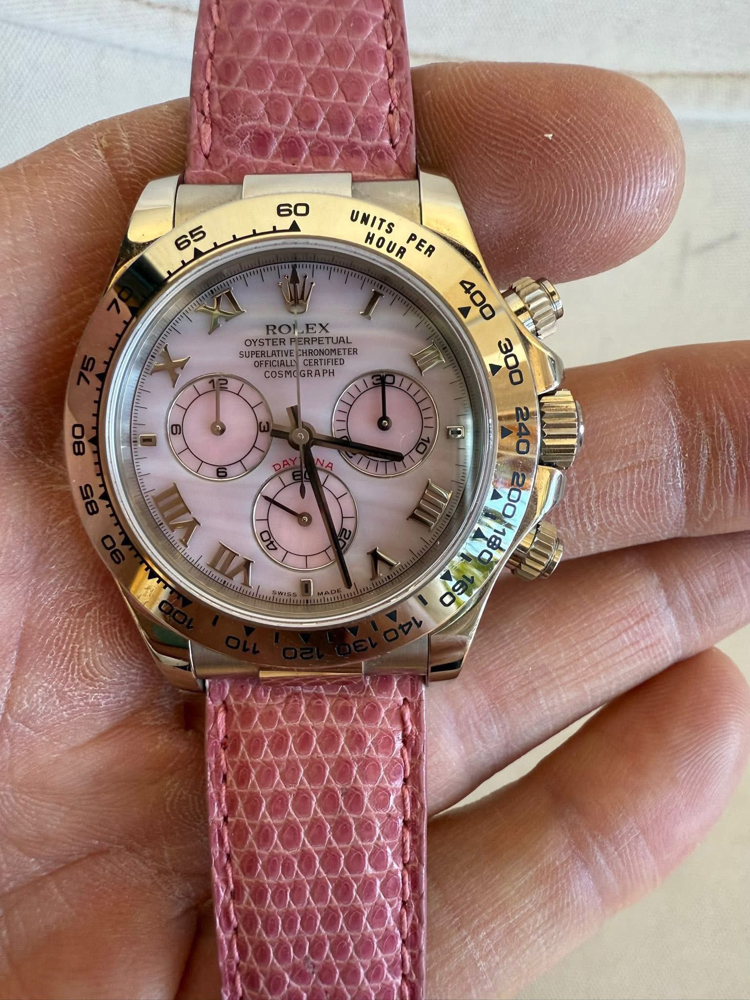 May be an image of wrist watch and text that says '60 65 UNITS HOUR HOUR PER 400 300 ሞግማጣ ROLEX ROL. EX OYSTER OYST OYSTERPERPETUAL RPETUAL ERPETUAL SOPERLATIV HRONOMETER…