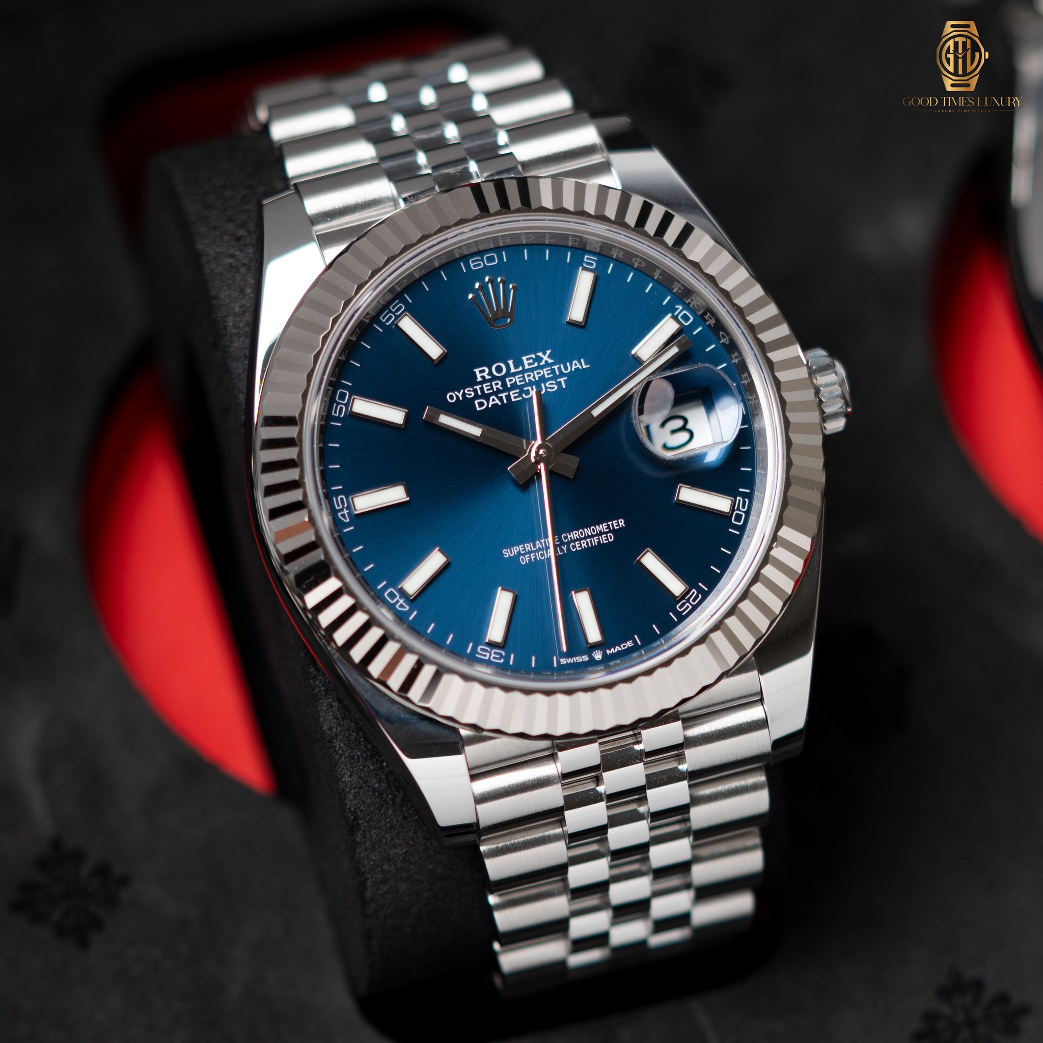 May be an image of wrist watch and text that says '60 5 10 ROLEX OPERPET PERPETUAL UAL OYSTER YSTER STERPER DATEJY DATEDUST AT PERPET PERPETUAL OYS IST ST DA 50 UIII 45 3…