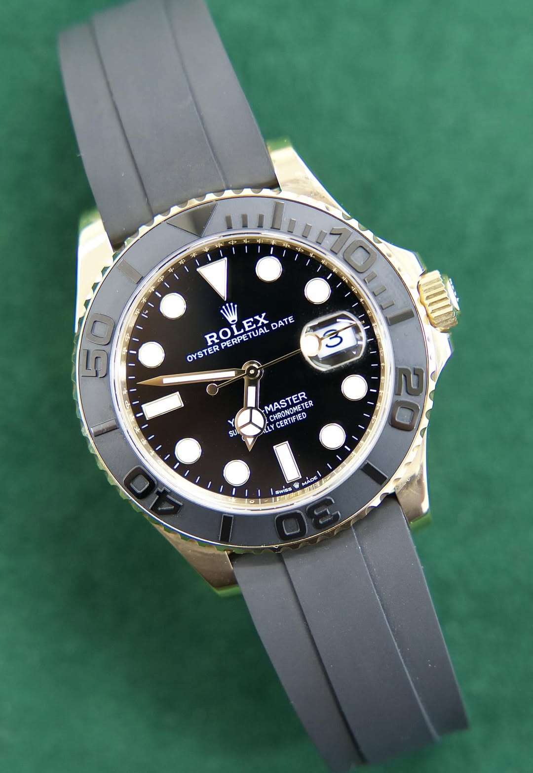 May be an image of leather, wrist watch and text that says 'a D ฟรี I メ DA ROLEX TUAL EX DATE PERPET OYSTER 5 50 0 3 รม MASTER CHRONONETED HRONOMETER TER CERTIFIED LLY 20 대 EOHIERE…
