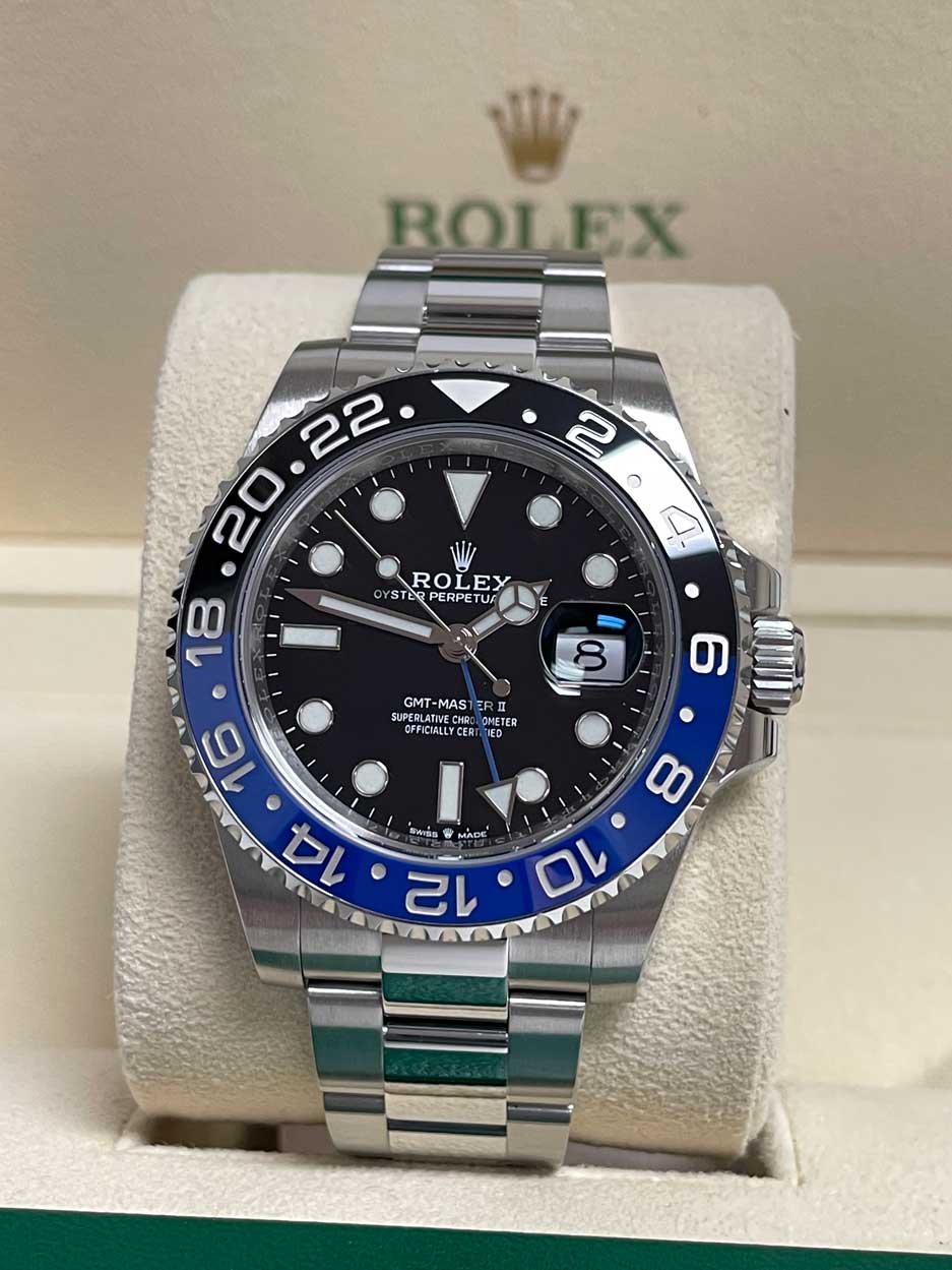 May be an image of wrist watch and text that says 'ROLEX EX 22 20 2 ٥ 4 ROLEY OY STER TEB PERPET STEPERPETU STROLEY UA 18 S GMT-MAST GMT -MAS1 SUPE SUPERLATNV SUPERLATIE.CHO ER Ⅱ…