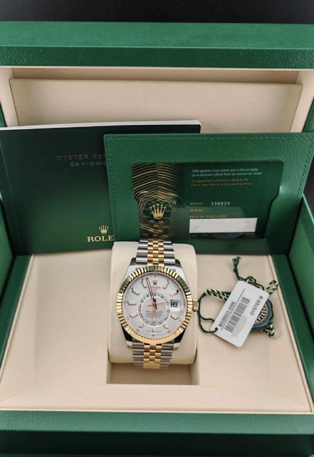 May be an image of wrist watch and text that says '336933 ROLE yuT 6 OLEIX LVCK 1 2 • H6 ទ. +8 ام JE 6 W BL BL-G OYSTERM 1780'