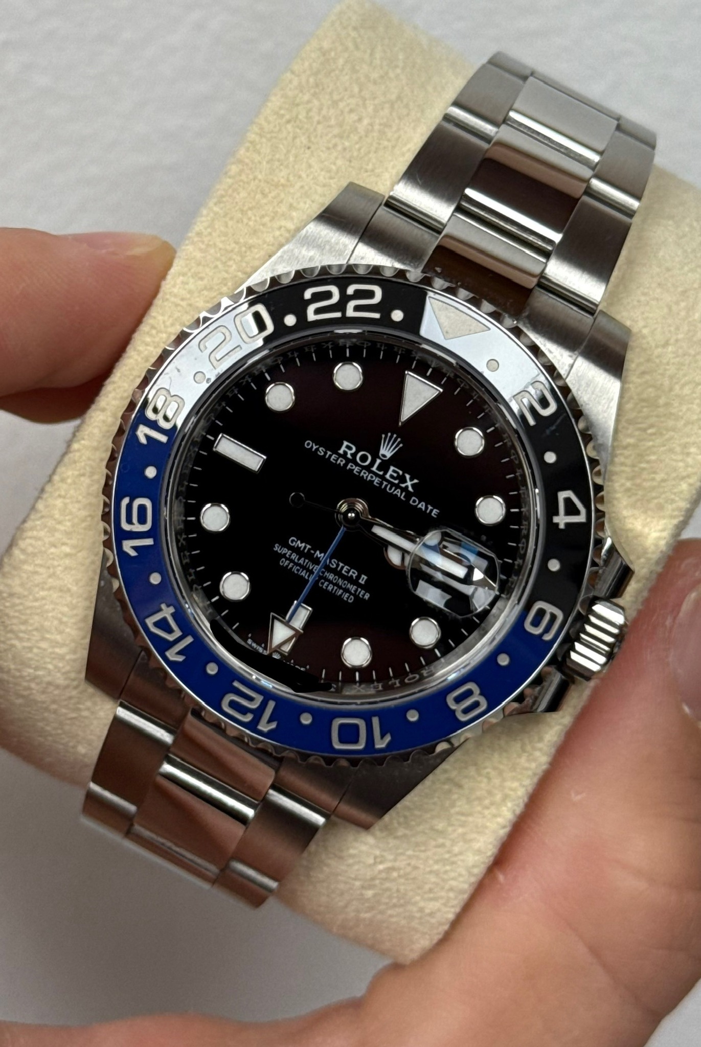 May be an image of wrist watch and text that says '20 22 18 ይ OYST TERPERRETUA ROLEX ERPE o PERPETUAL JAL DEROE ATE 16 4 STER TERU בית 14 ወ'