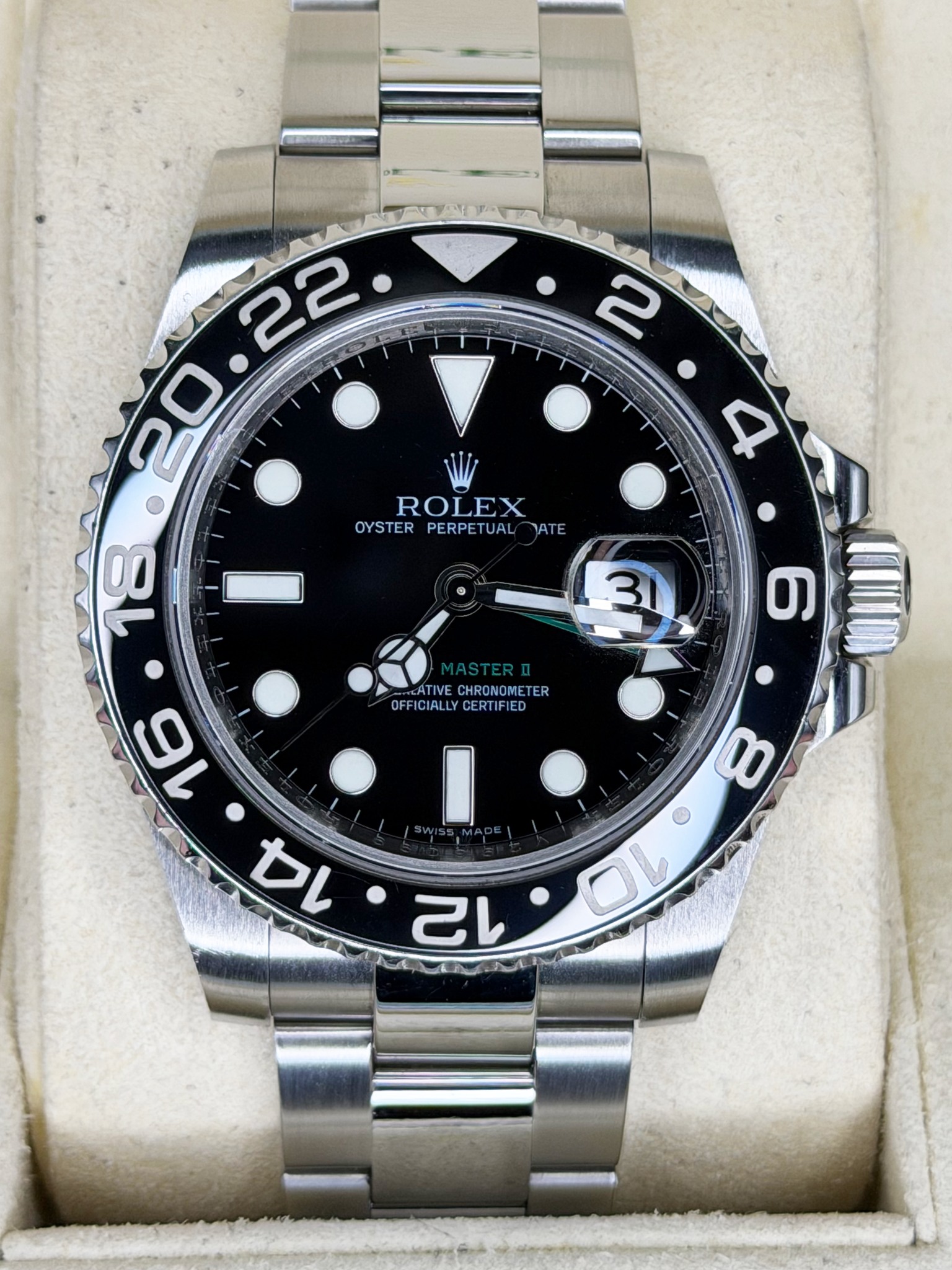May be an image of wrist watch and text that says ' ROLEX OYSTER PERPE UAL ATE 4 31 6 HEATIVE CHRONOMETER OFFICIALI FFICIALLYCERTIFIED SATIVECHRONOMETER CERTIF ERTIFIED 16 14 8 I…