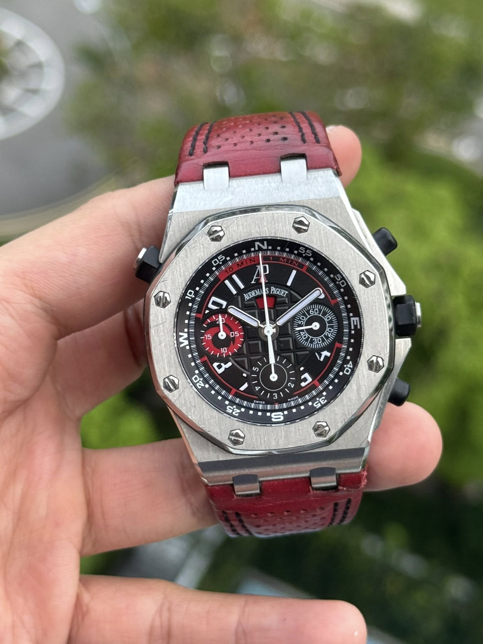 May be an image of wrist watch and text that says 'N 05 up 0 ALDZ PSGUET e 60 05 "M D 40 7 /3 2S X 3?'
