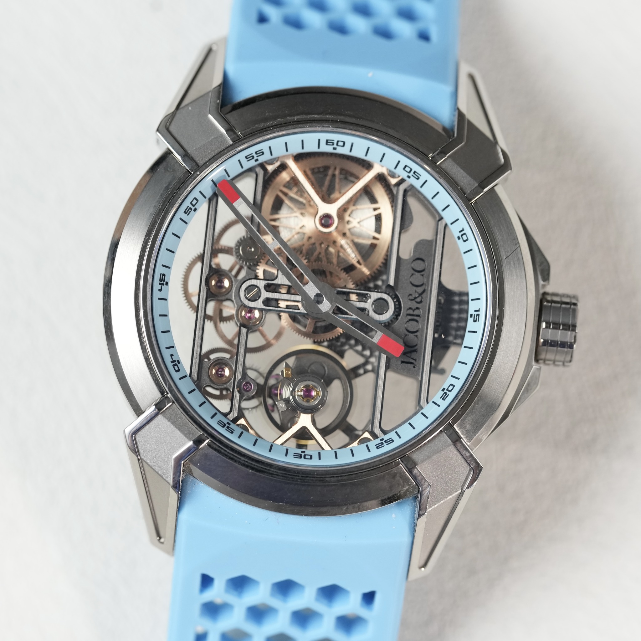 May be an image of wrist watch and text that says '55 60 అ్నది 1105 05 لا 10 맘 80. すな 5 ಬ్ನజ 2 30 製夢'