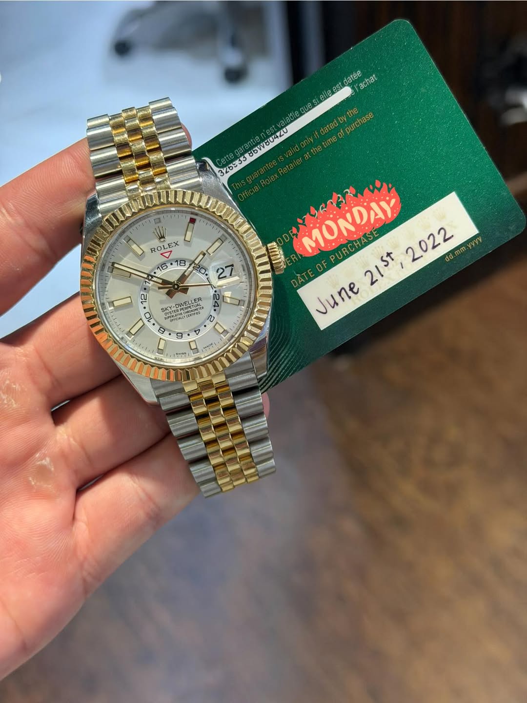 May be an image of wrist watch and text that says 'atée cлaT meofp ofpurchase 86V80420 326933 ۱۱٠۰ ROLE RO ROLEX X MONDA) 21st 2022 15,2022 dd.mm yyy OF PURCHASE oTAR, PNUCH ل た…