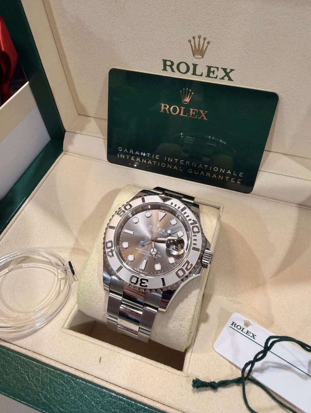 May be an image of wrist watch and text that says 'ROLEX ROL ROLEX FX INTERNAT ARANTIE I 50 ROLEX 40 I ETOA ผูาน 30 20 RO ROLEX ROLEX 17 EX مم'