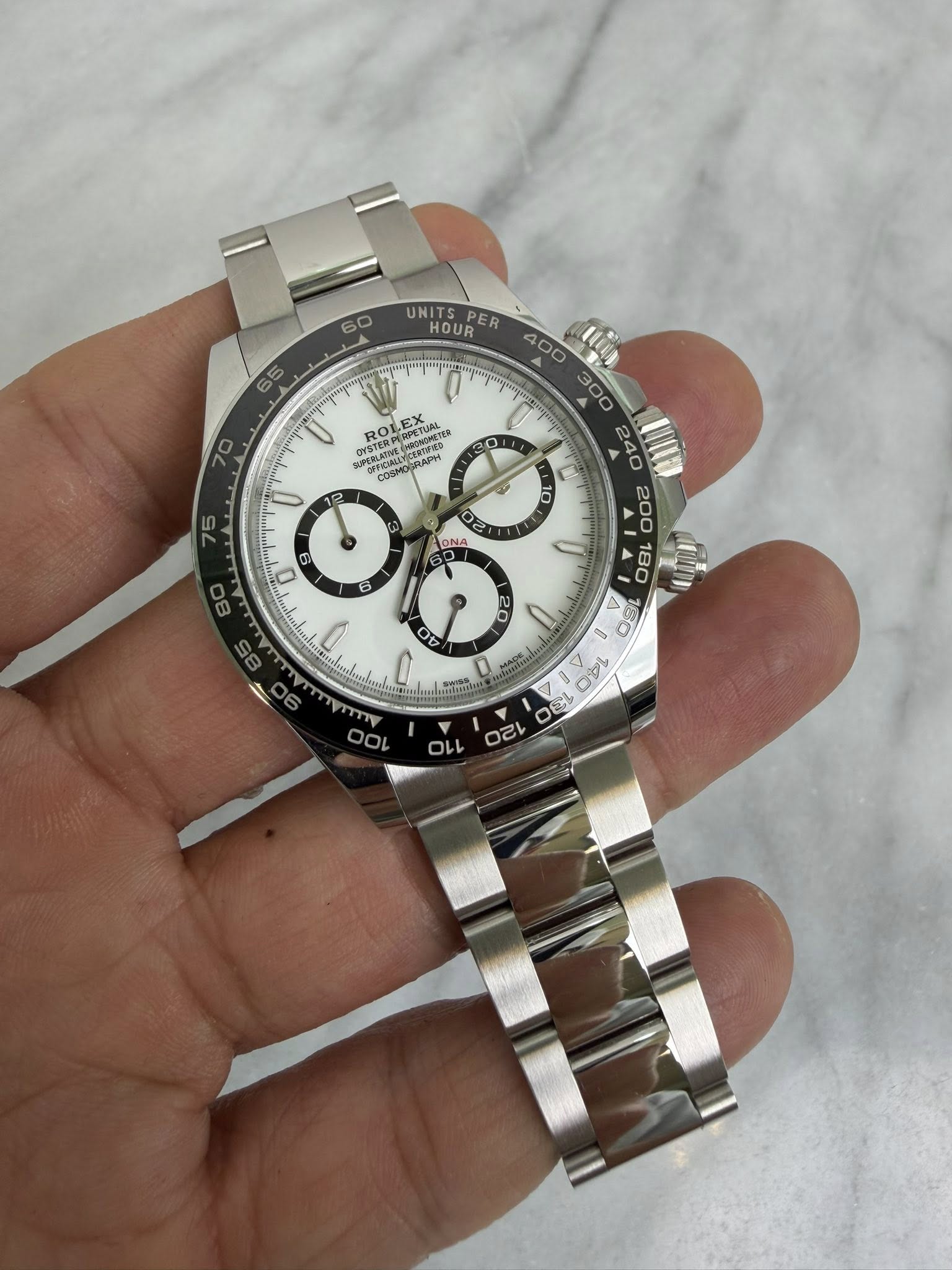 May be an image of wrist watch and text that says '60 UNIT HOUR UNITSPER PER 400 ROI ROLEX LEX ИPETAMMb PERLATRE ARAON RAPH D3 ONA 6 6 G4O い 16C O S 20 O Όν ٢ 科 0 V o DEL S 2 つ M…
