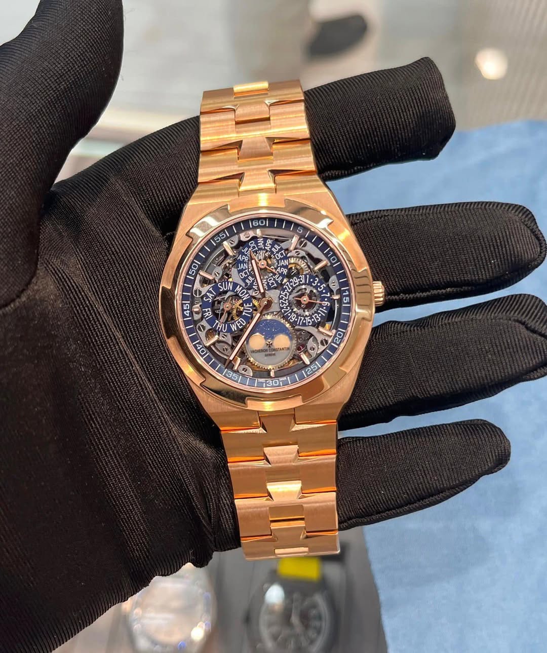 May be an image of wrist watch and text that says '160 15S N ઈ Acp 50/ JAN AN SAT I 45 F8 1101 115| WED 4V مه 102 r951 35 OK CHA ល 2'
