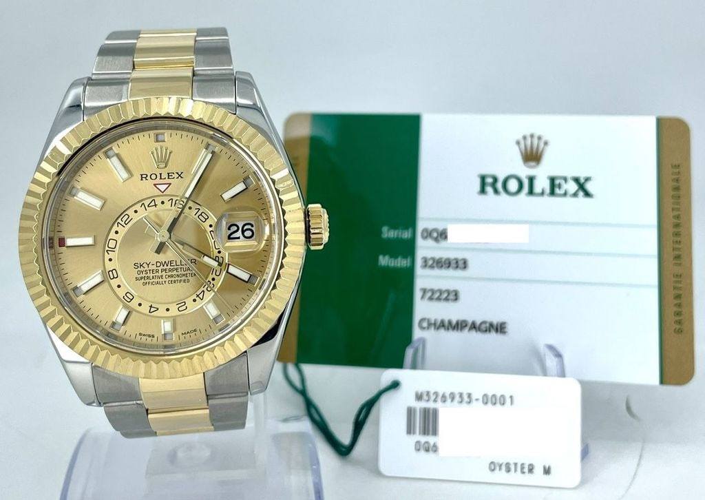May be an image of wrist watch and text that says 'I'P " い ש ROLEX 14 12 18S 18 26 B SKY-DWELL OYSTERP ERPETUA DEBLATINE MARINE PERLATIVEC OFFICIALLT 使口 . 4 ቤ ROLEX ယ Sarial…