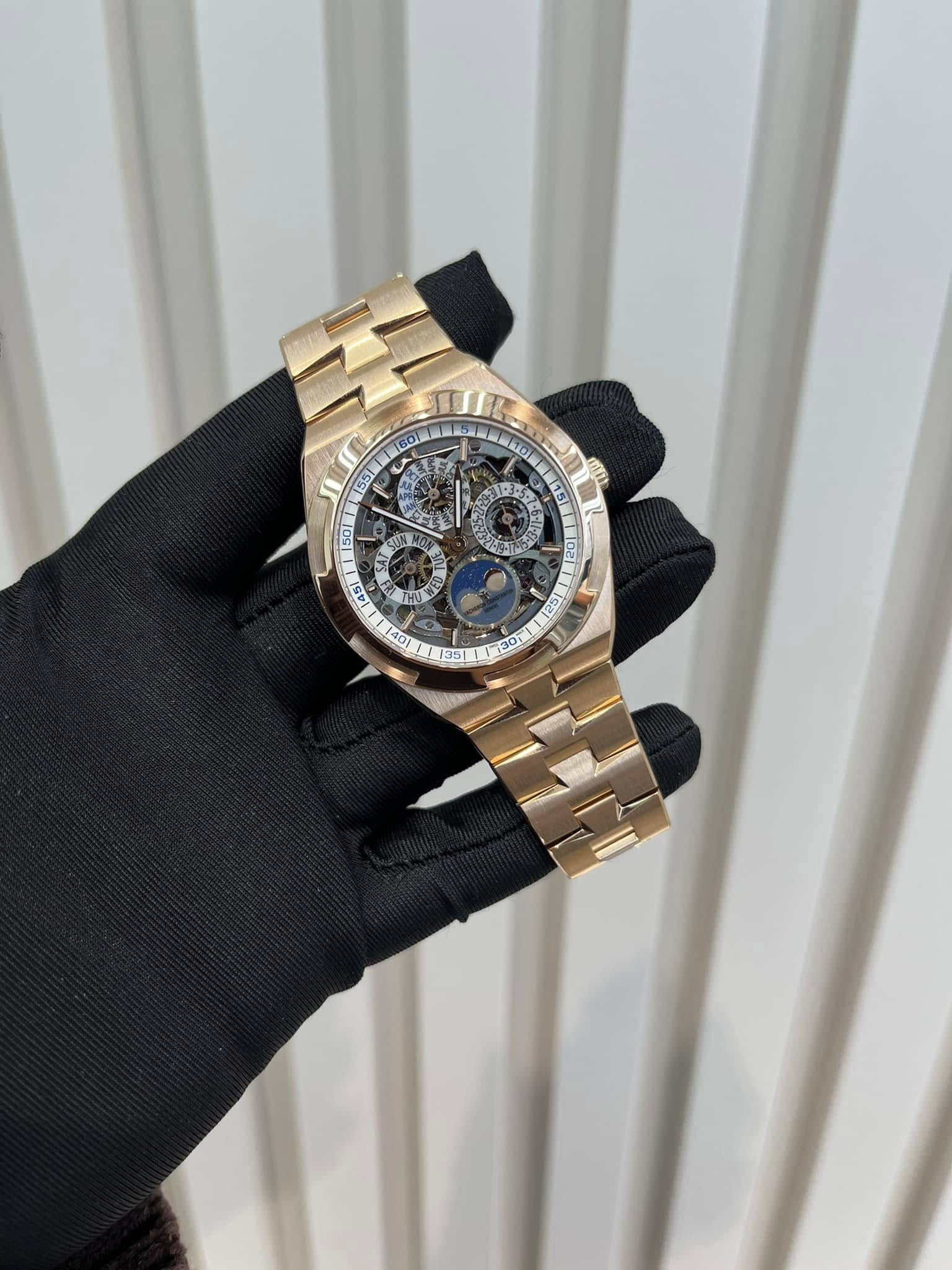 May be an image of wrist watch and text that says 'GOMAREL 551 0 ن +6 501 S y 02 HU 1451 401 O O el /Ca 50 351 ل ובכ ም 30 O'