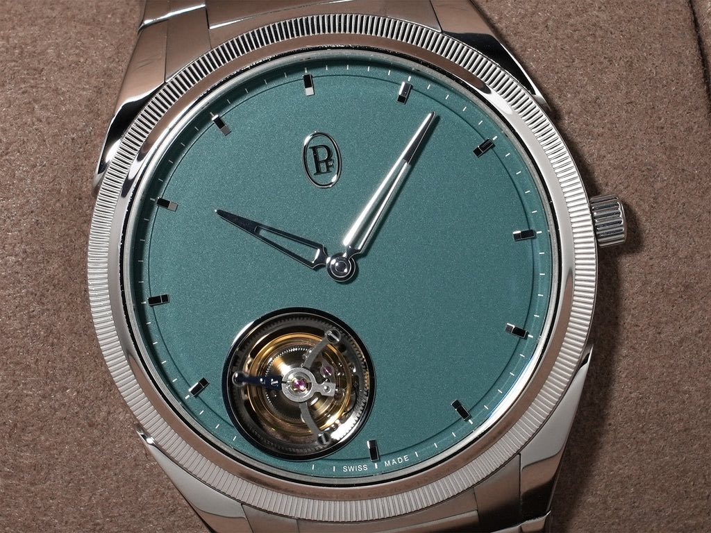 May be an image of wrist watch and text that says 'I SWISS I MADE'