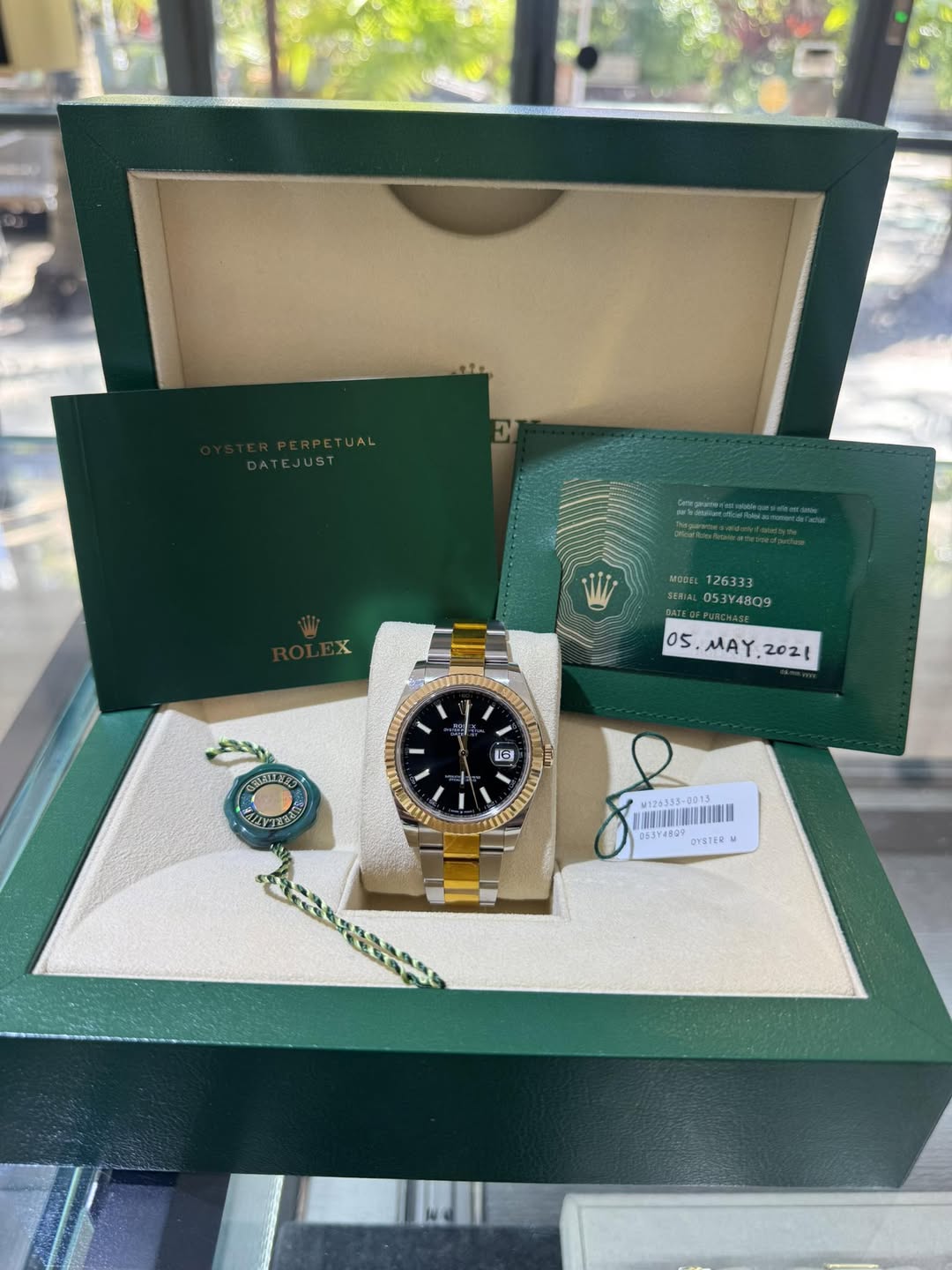 May be an image of wrist watch and text that says 'MODEL 126333 053Y4809 m 1米 5 0 I ン 3 05 05.MAY.2021 MAY.2021 MAY 2021 - 6 RE M12633 063Y4049 OYSTER M'