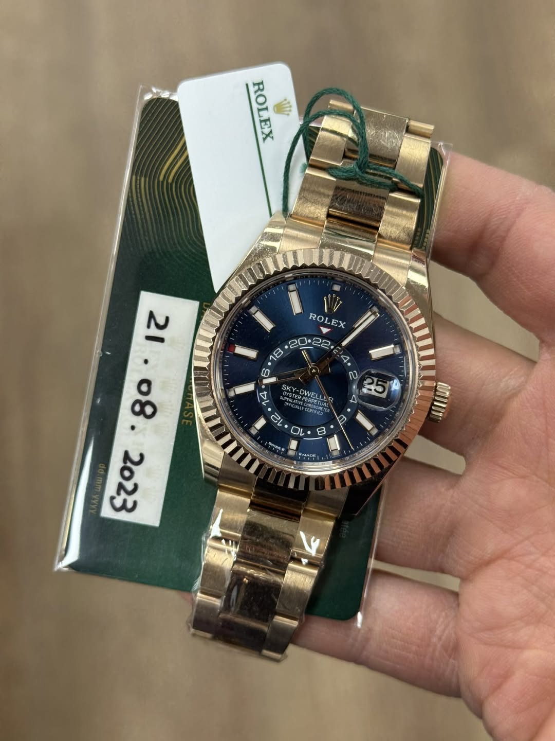 May be an image of wrist watch and text that says 'ROLEX EX 1 12 C 2 18 6 ROL ROLEX EX 22 4 ស -O わ ORESpeTU ELLE 14 2 ល 00 אאמיול 3 AnIII 8° ετοτ ထ'