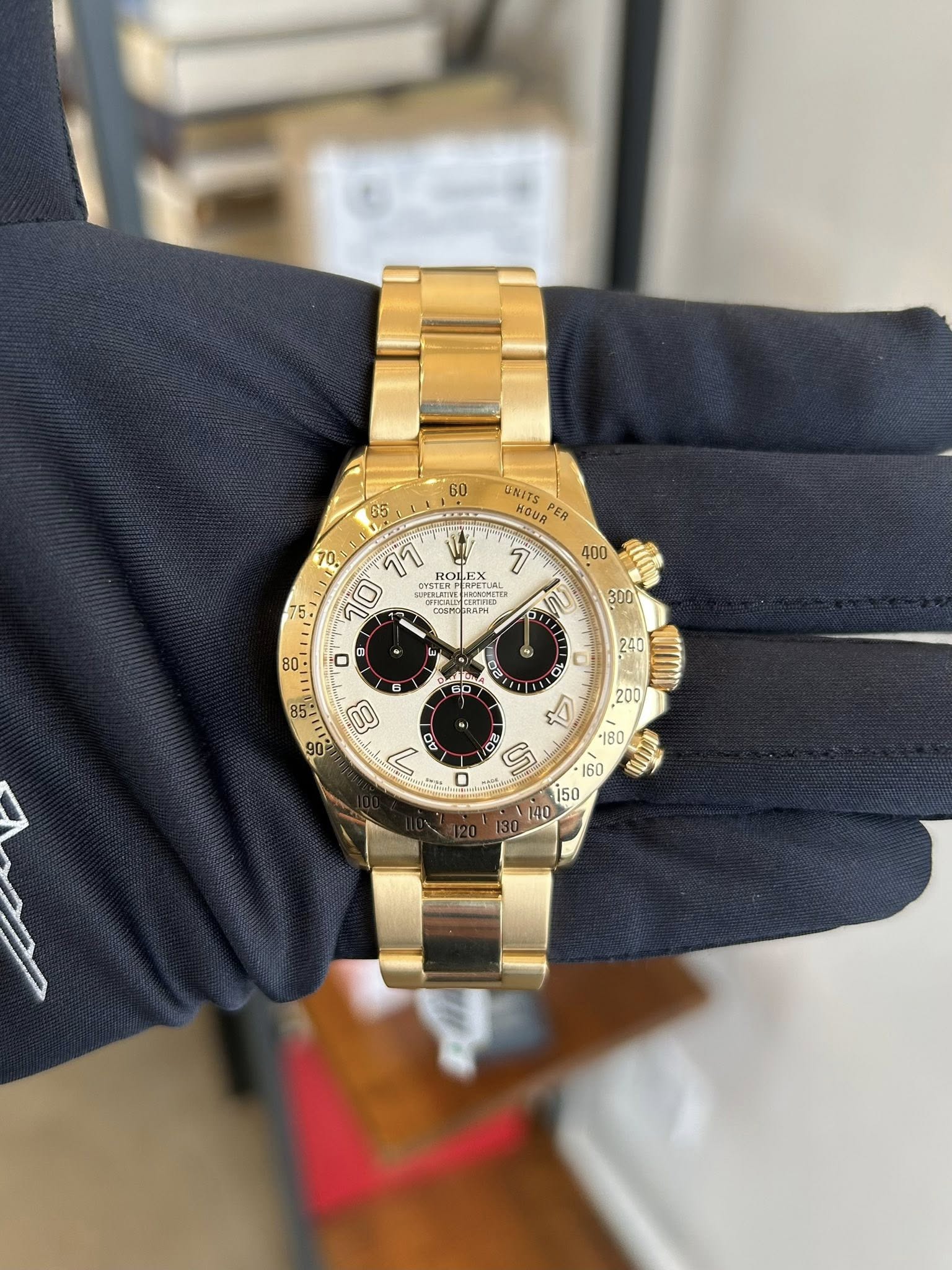May be an image of wrist watch and text that says '60 UNITS NGUR ER ROREX 10 ROLEEX 7 TUNE TUAL OPEAL COSPIOA 0 a 300 B0 AE 60 240 G 0 8 1 Ot 200 OF למ Qz ይ i50 140'