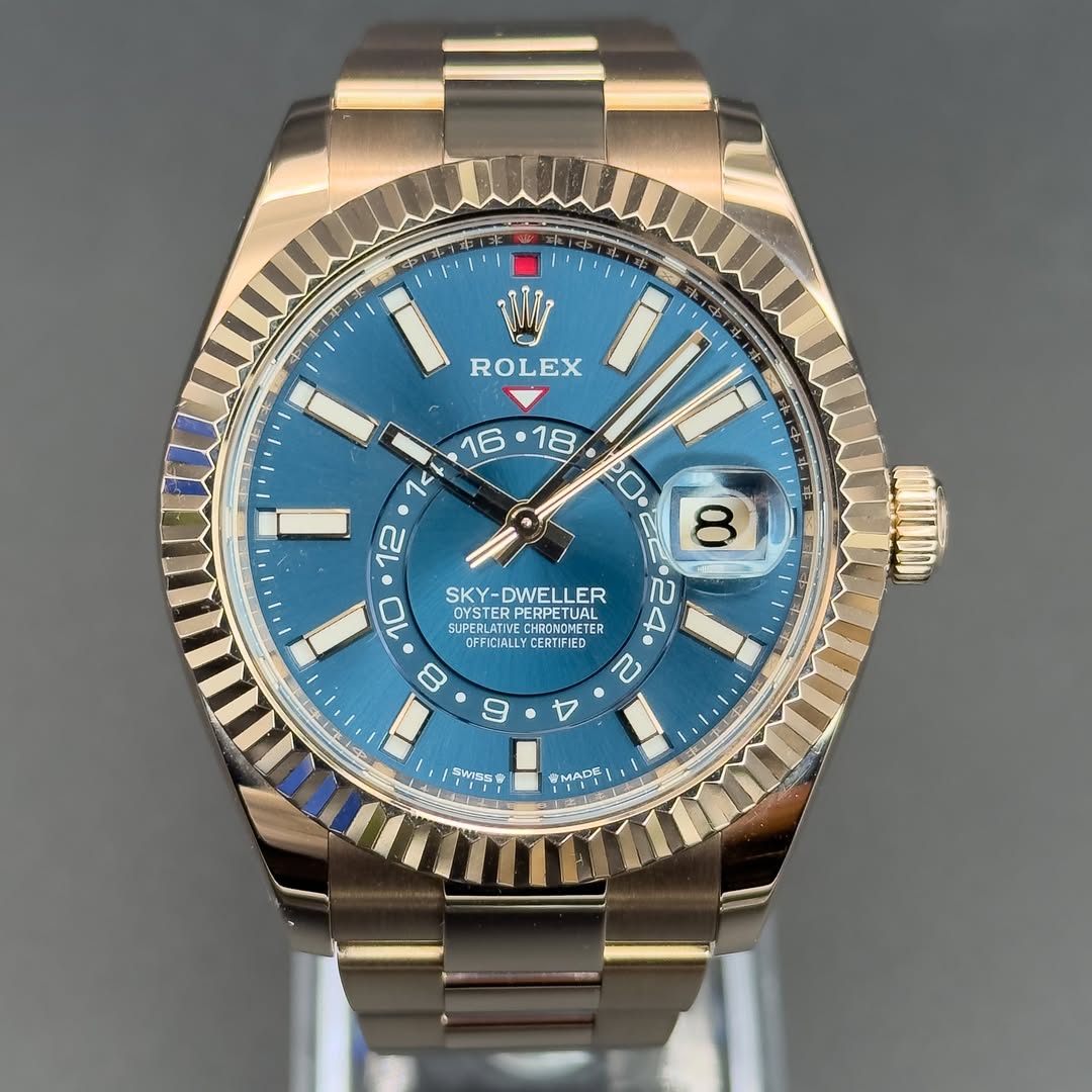 May be an image of wrist watch and text that says '1 ROLEX 16· M T 8 10 SKY-DWELLER DWELLER SKY- OYSTER GSEBLSTO OYSTER PERPETUAL TUAL NETER OFFICALLY OFFICALLYCERTIP CERTIF 00 ስህ…