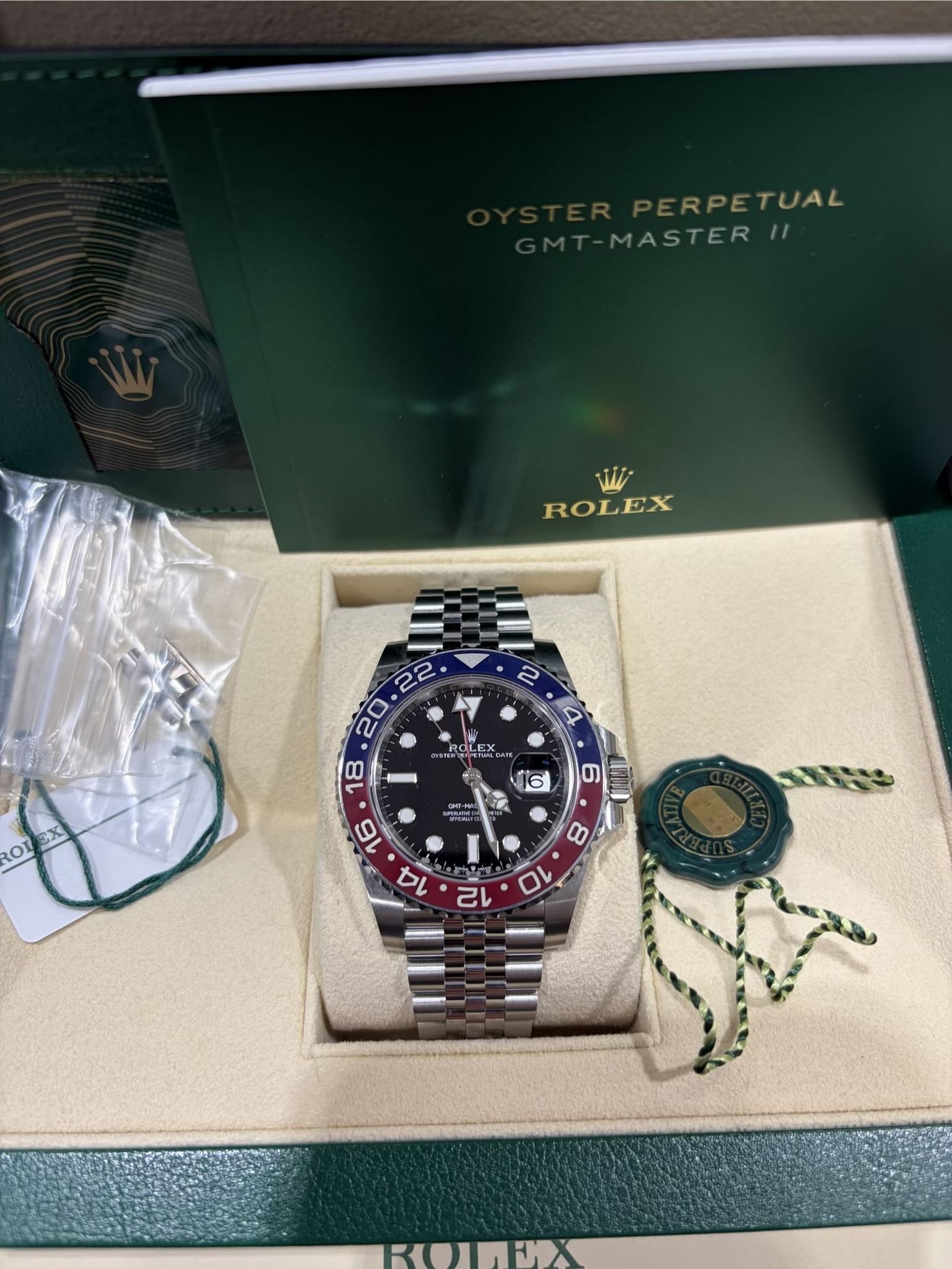 May be an image of wrist watch and text that says 'RP RPETUAL TUAL MT-MASTER|I MASTER 11 WI ROLEX STEYS ESEPE ROI EX *TE 6 D 6 NT NE ROHX'