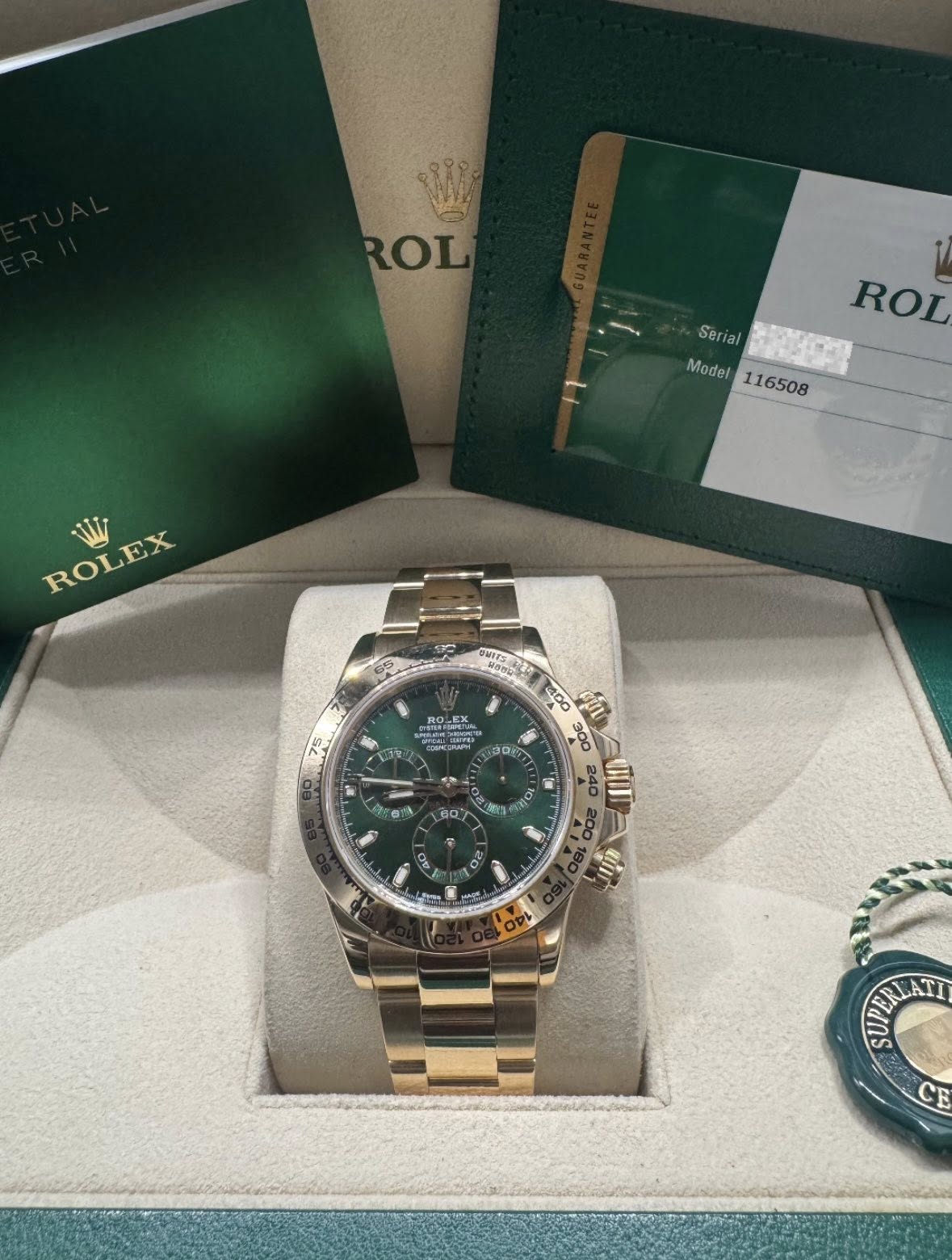 May be an image of wrist watch and text that says 'ROL ROL Serial Model116508 Model 116508 ROLEX ROLEX WV BO-E a 75 40L 0 SMSON CHI 00 家 台 100 CUPERLA ARAT CE'
