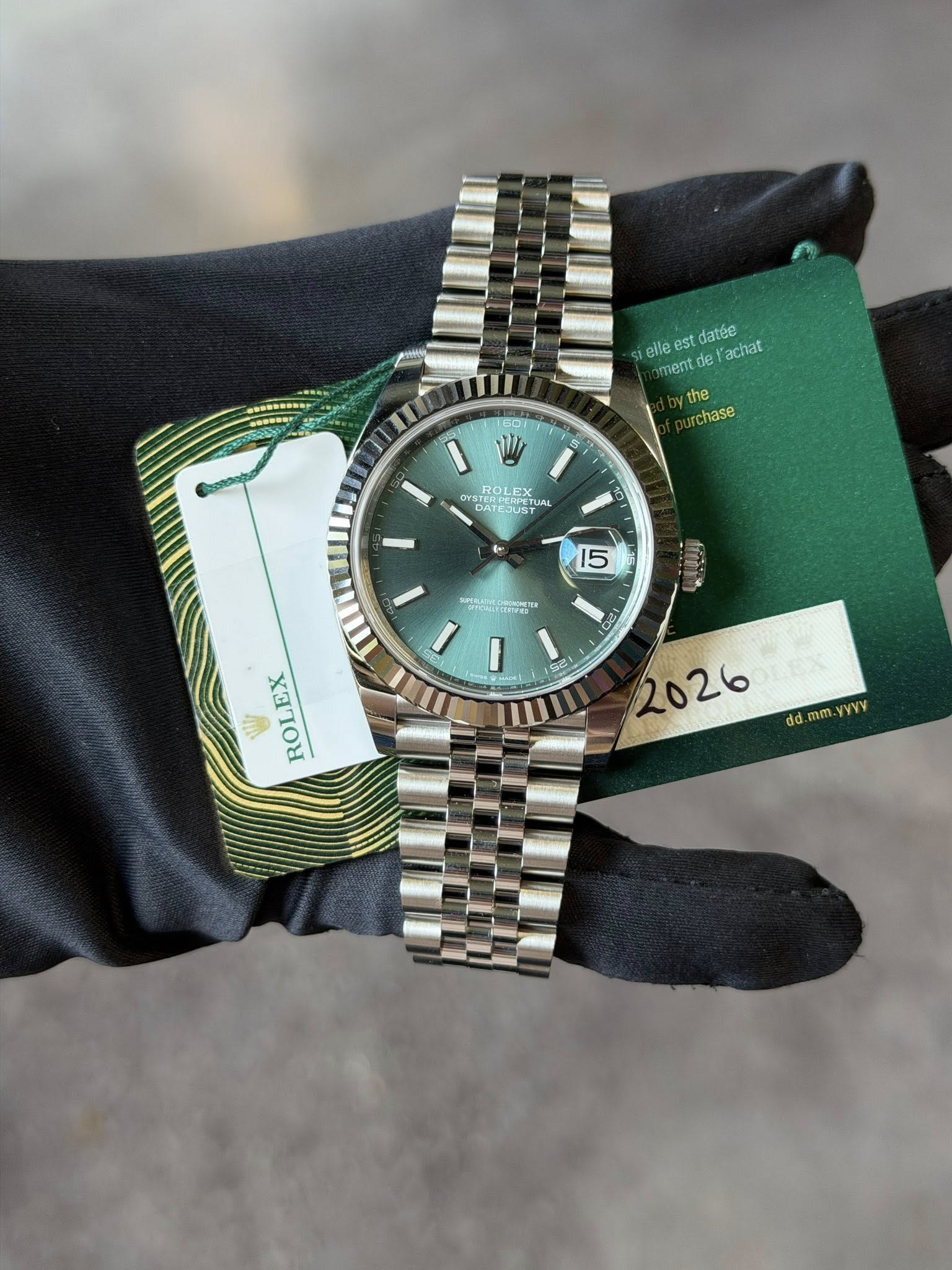 May be an image of wrist watch and text that says 'Aл datée eile est lee ment selleestdatée datée l'achat the chase W YST ROLE ROLEX モん TUA TUAL DATESUST ተተርያር ATI i 15 1 e T BAY…