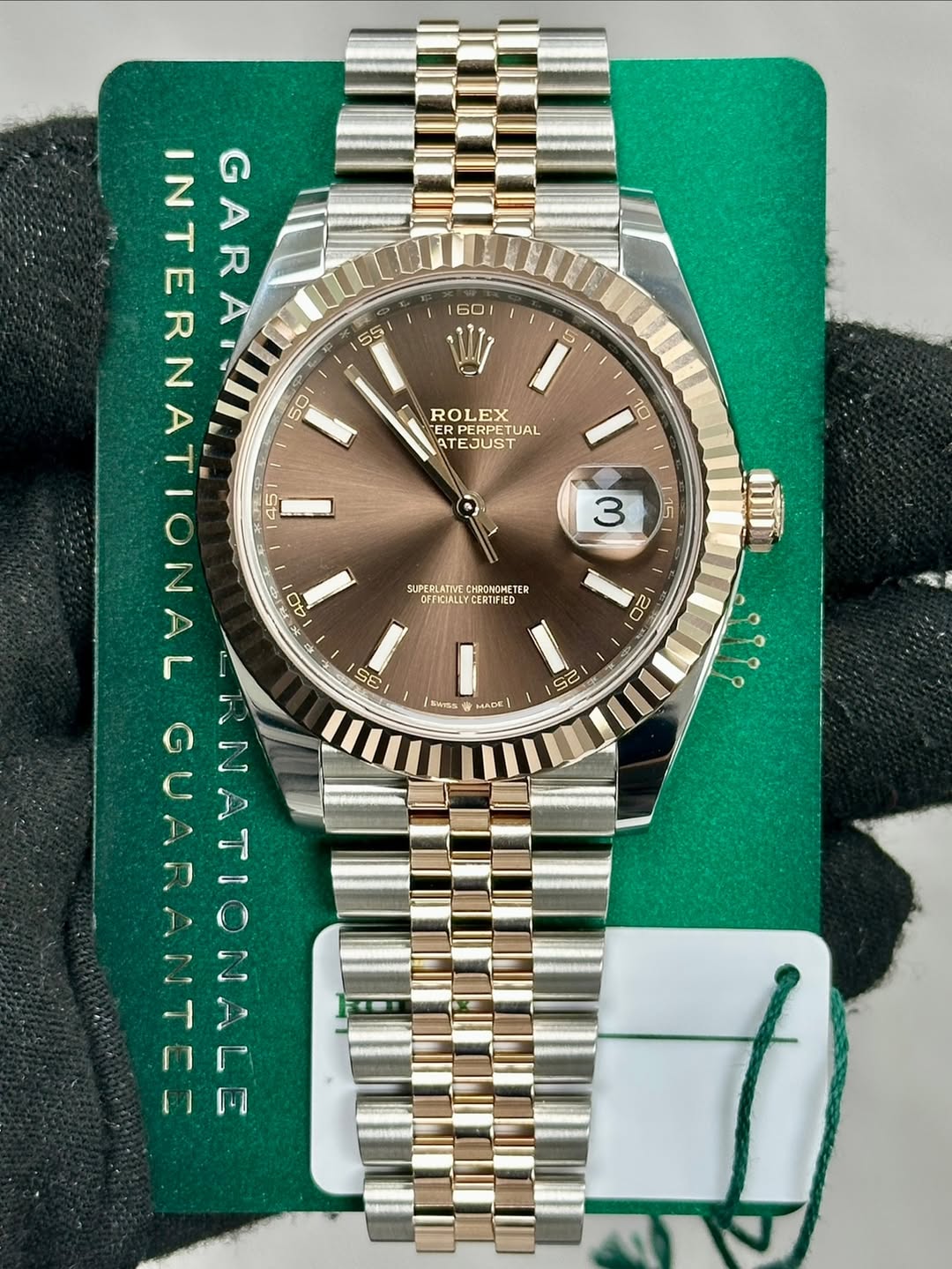 May be an image of wrist watch and text that says '5 10 INTERNATIONAL ีห่อ E INTERNA ٣ GARA ROLEX EX ERP ERPERPE ERPERPE ERPETUAL UAL ATEJUST CD 40 SUPERLATTVE…