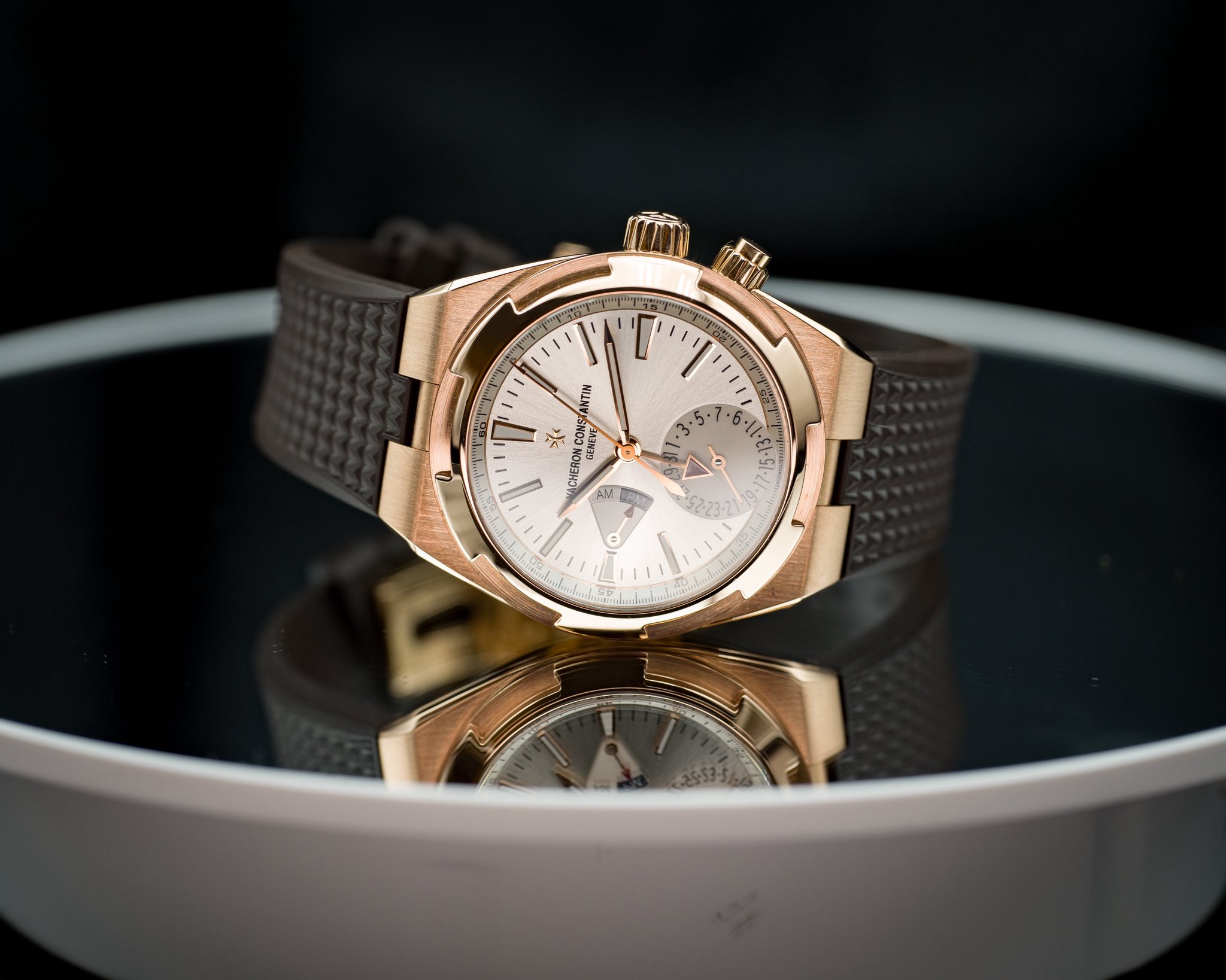 May be an image of wrist watch and text that says 'I 3 3. 5. ١ ANTIN 氷 CONSZANTIN SENEV ENENT l' ACHE AM AM वर e e و O'