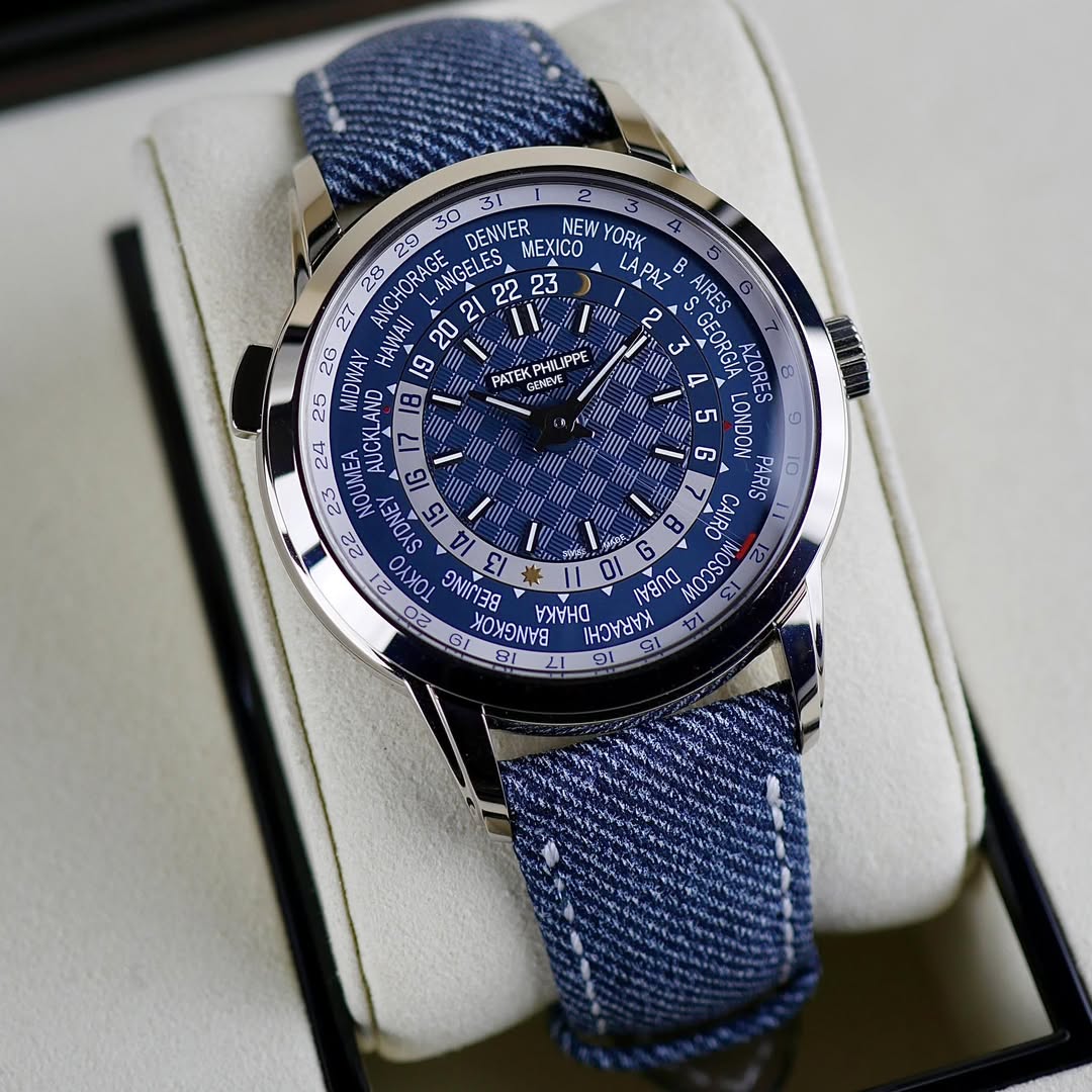 May be an image of digital watch and text that says '30 DENVER MEXICO NEW YORK 28 ANCHORAGE 29 ANGELES 22 23 B. PHILIPPE لى GEORGIA AZORES PAT er 25 4 MDWAY AUCKLAND T 5 24…