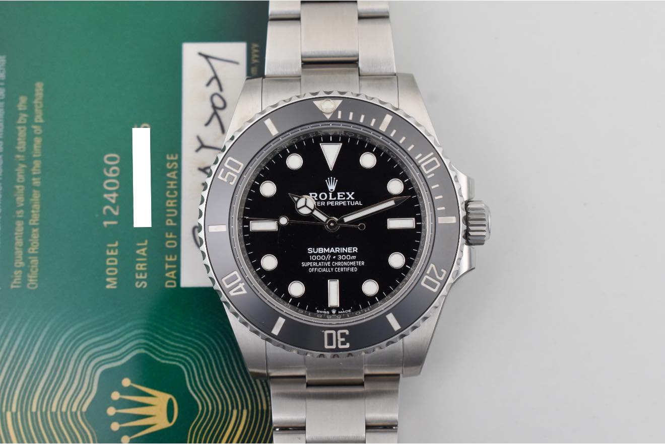 May be an image of wrist watch and text that says 'Ag ANOO time only the i5 guarantee: This vaiid OfficialRolexRetailera Retailer Rolex Official ROLEX TER ERPERPET PERPETUA UAL 10…